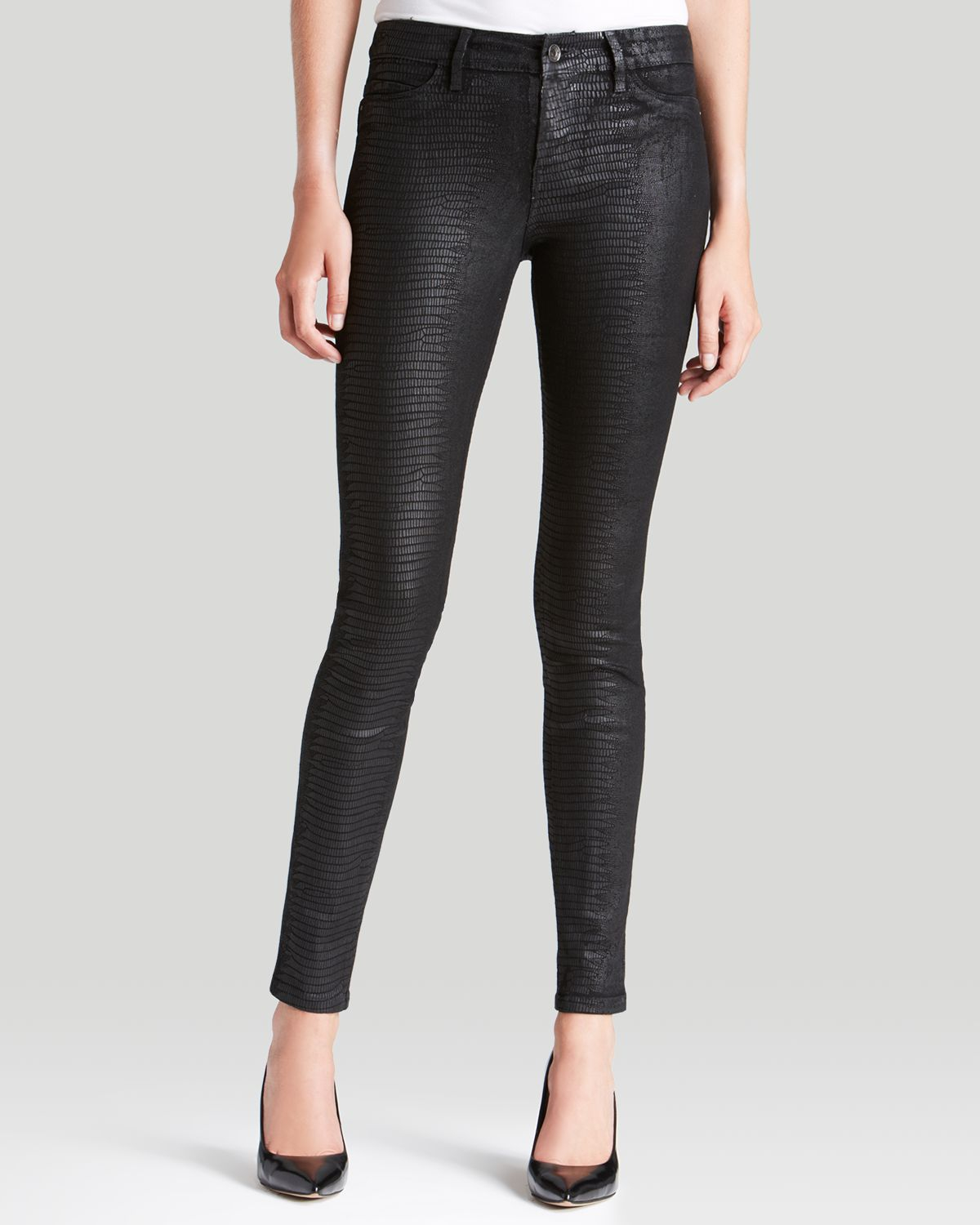 black guess pants