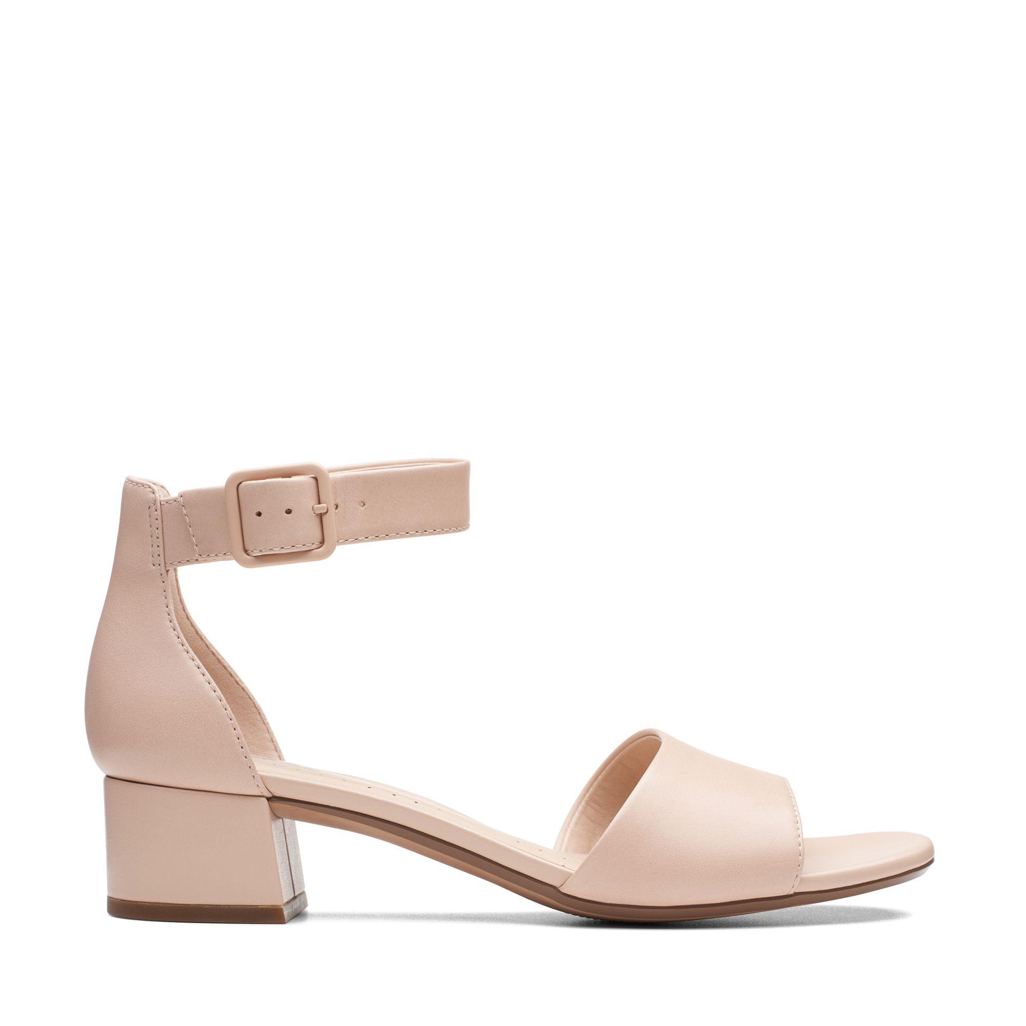 elisa dedra leather heeled sandals
