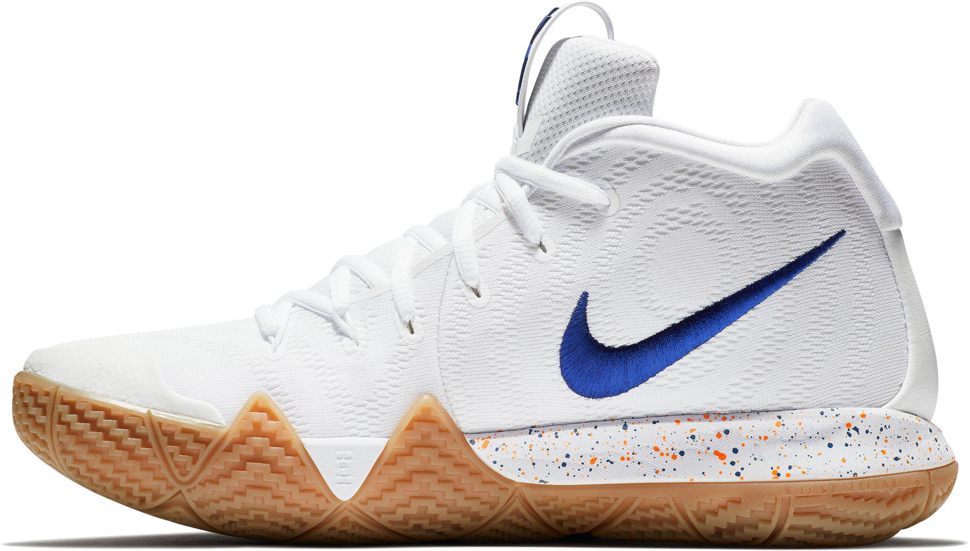 basket ball shoes white