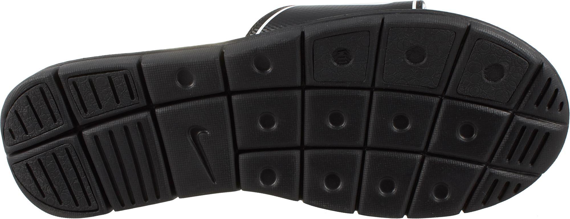 Nike Comfort Slides in Black - Lyst