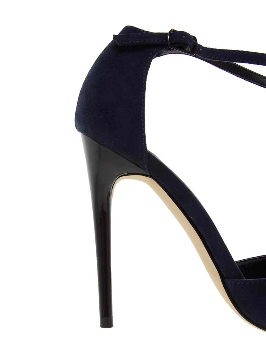 t bar pointed heels