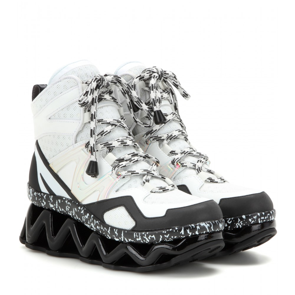 marc jacobs ninja shoes