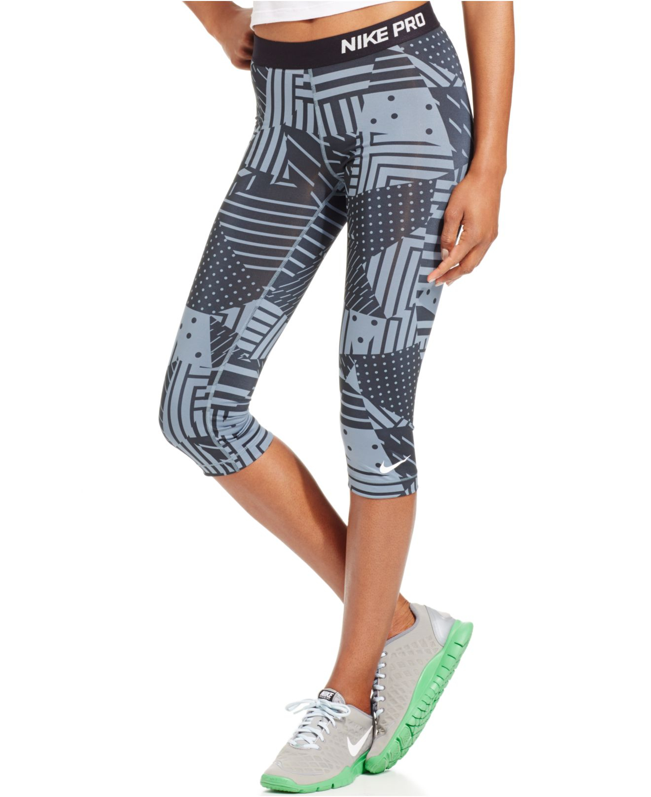 Nike Pro Patchwork Printed Capri Leggings in Black - Lyst