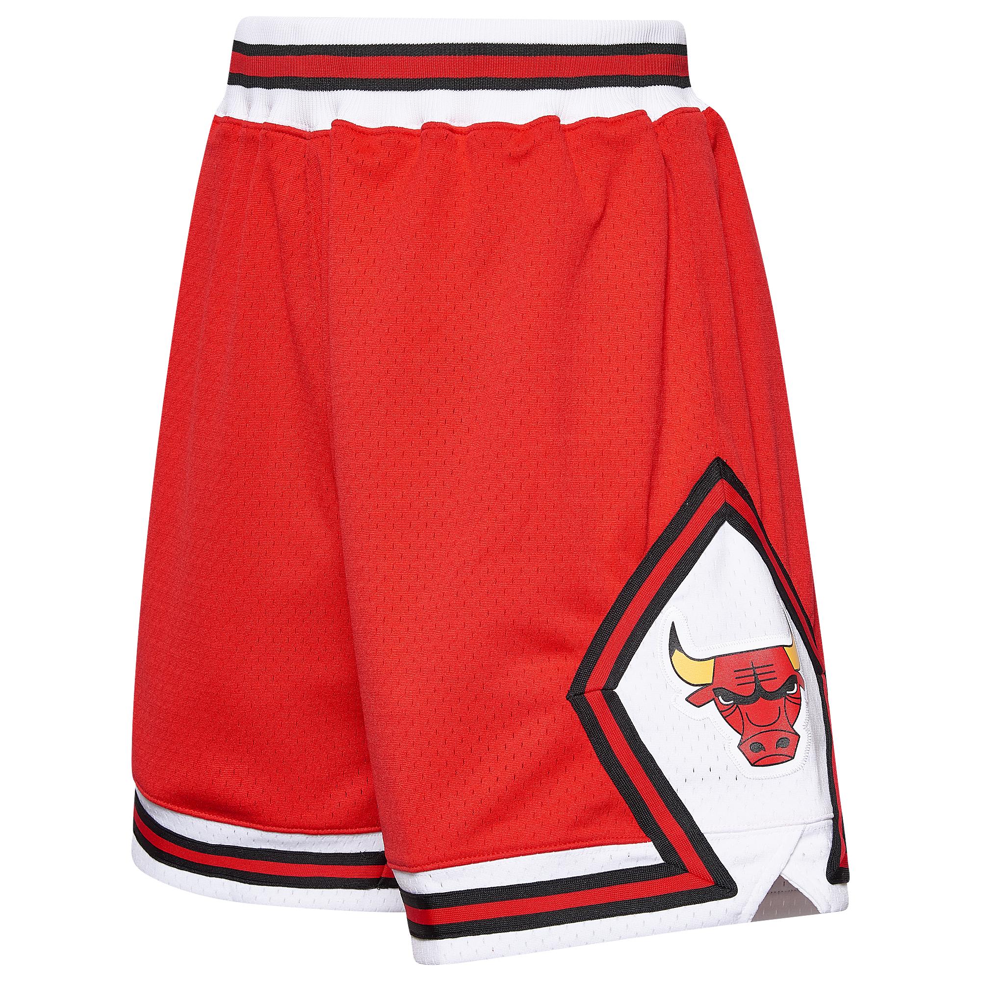 Mitchell & Ness Chicago Bulls Nba Authentic Shorts in Red for Men - Lyst