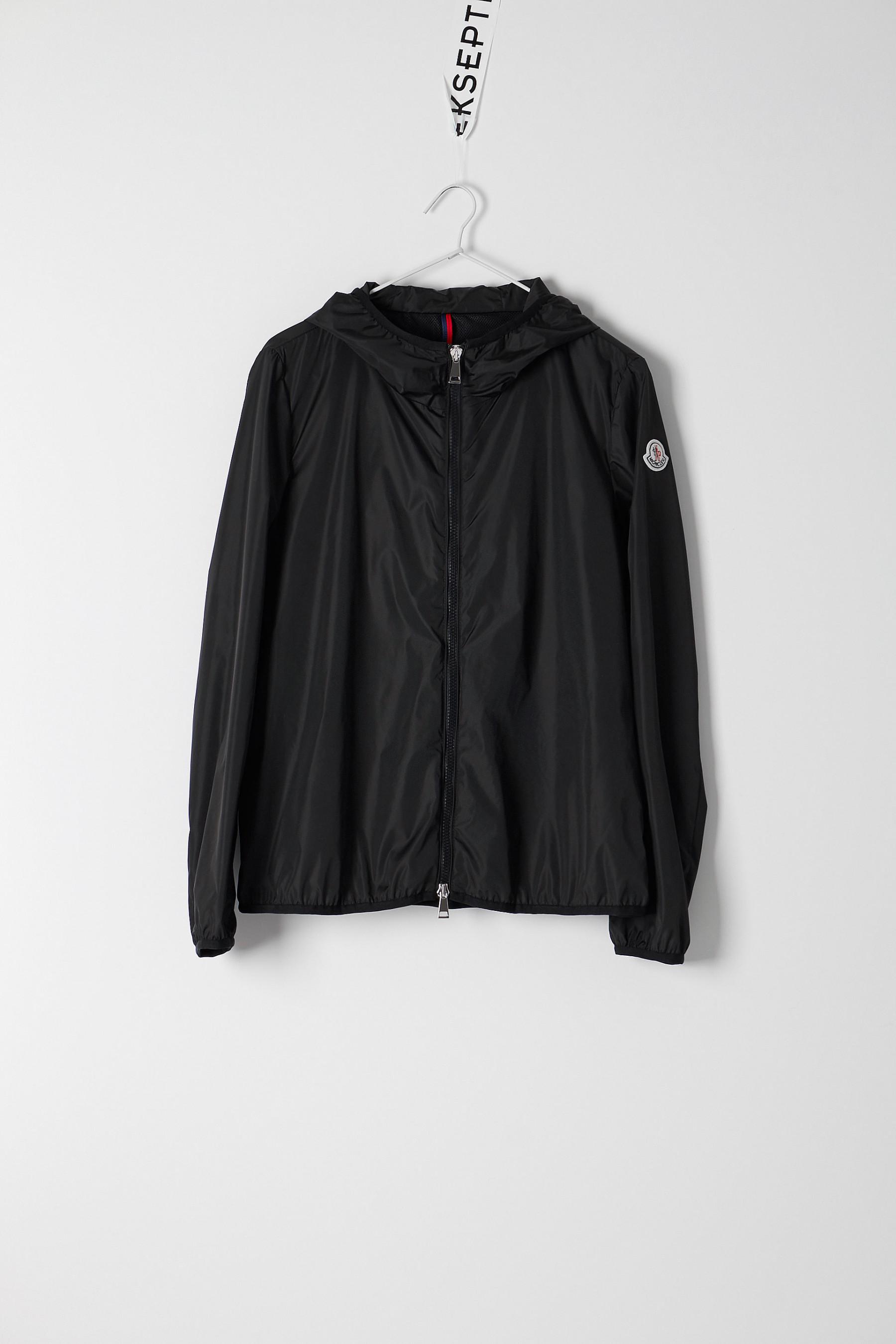 moncler vive black moncler vive black