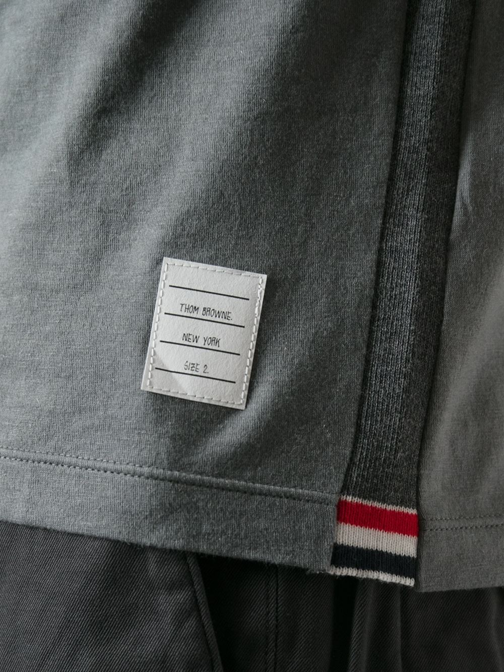 Thom Browne Logo Patch T-Shirt in Grey (Gray) for Men - Lyst