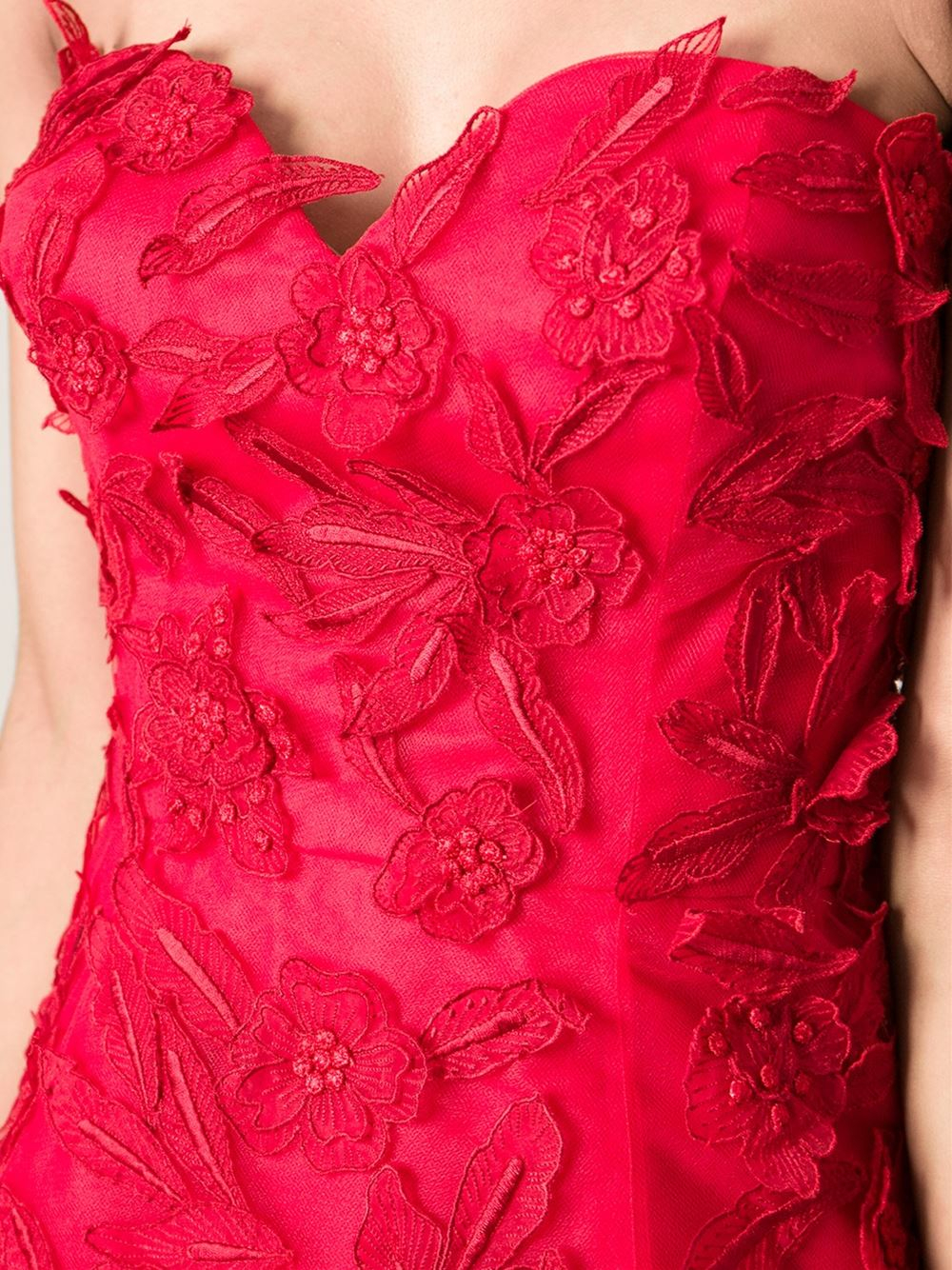 Lyst - Oscar De La Renta Appliqué Flowers Gown in Red