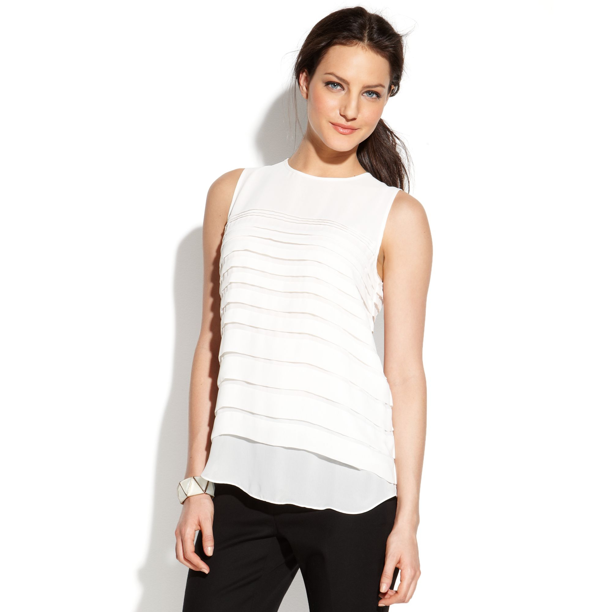 Lyst - Vince Camuto Sleeveless Tiered Blouse in White