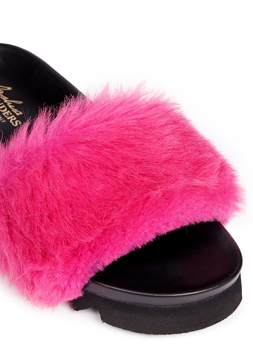fur sandals pink