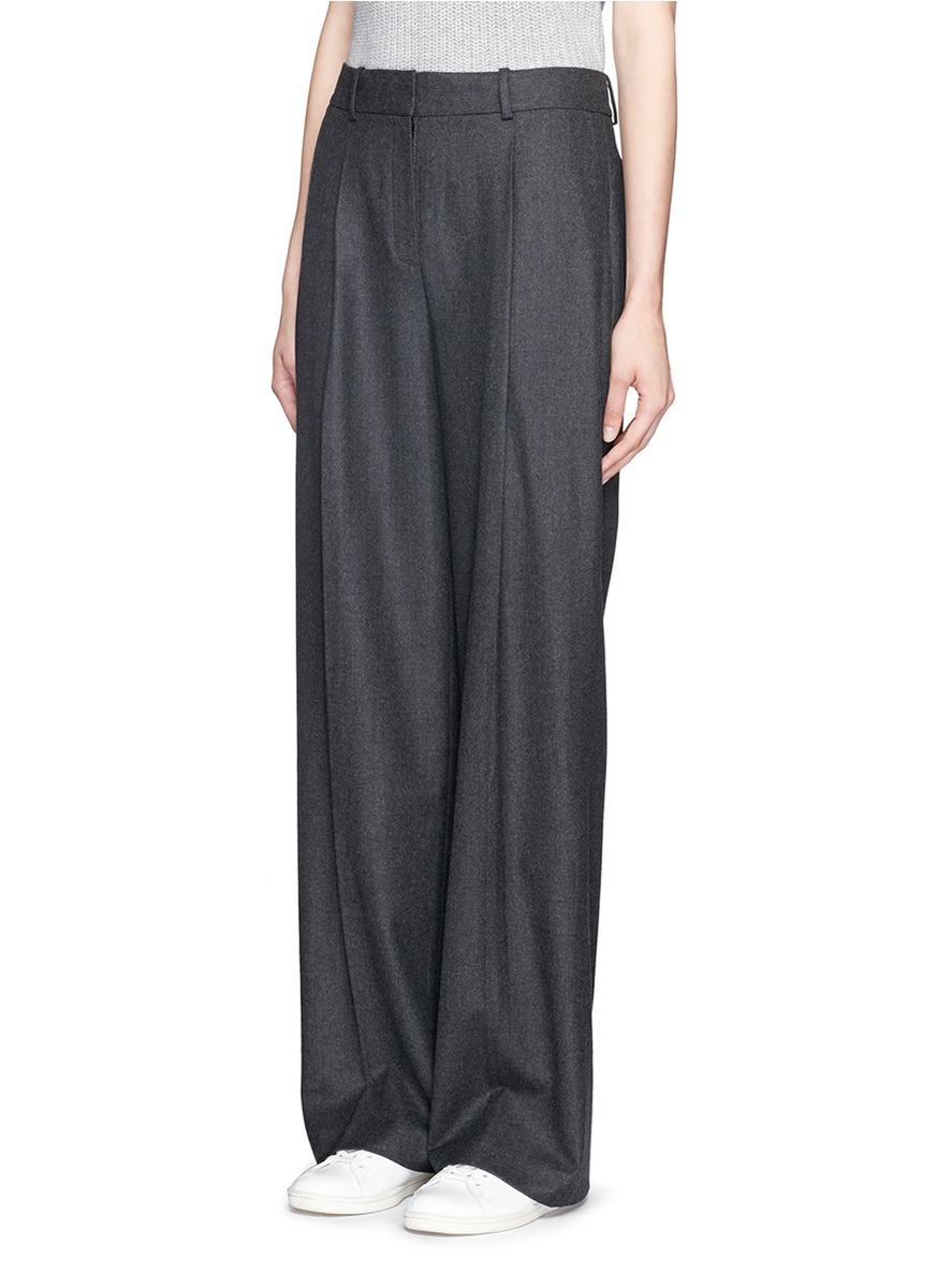 Theory 'adamaris' Pleat Front Wide Leg Pants in Gray | Lyst