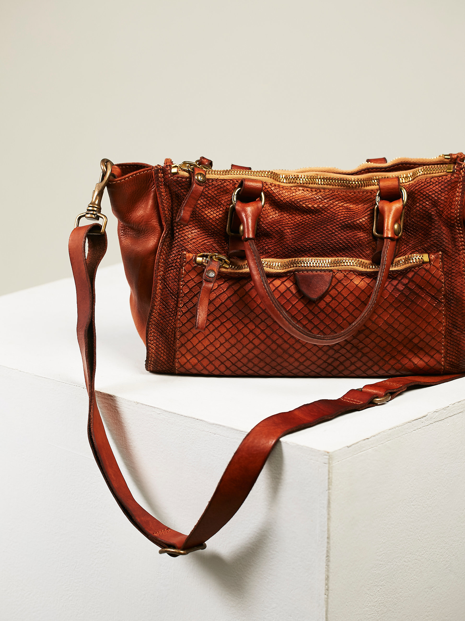 Lyst Free People Roma Distressed Leather Tote In Brown Gallery