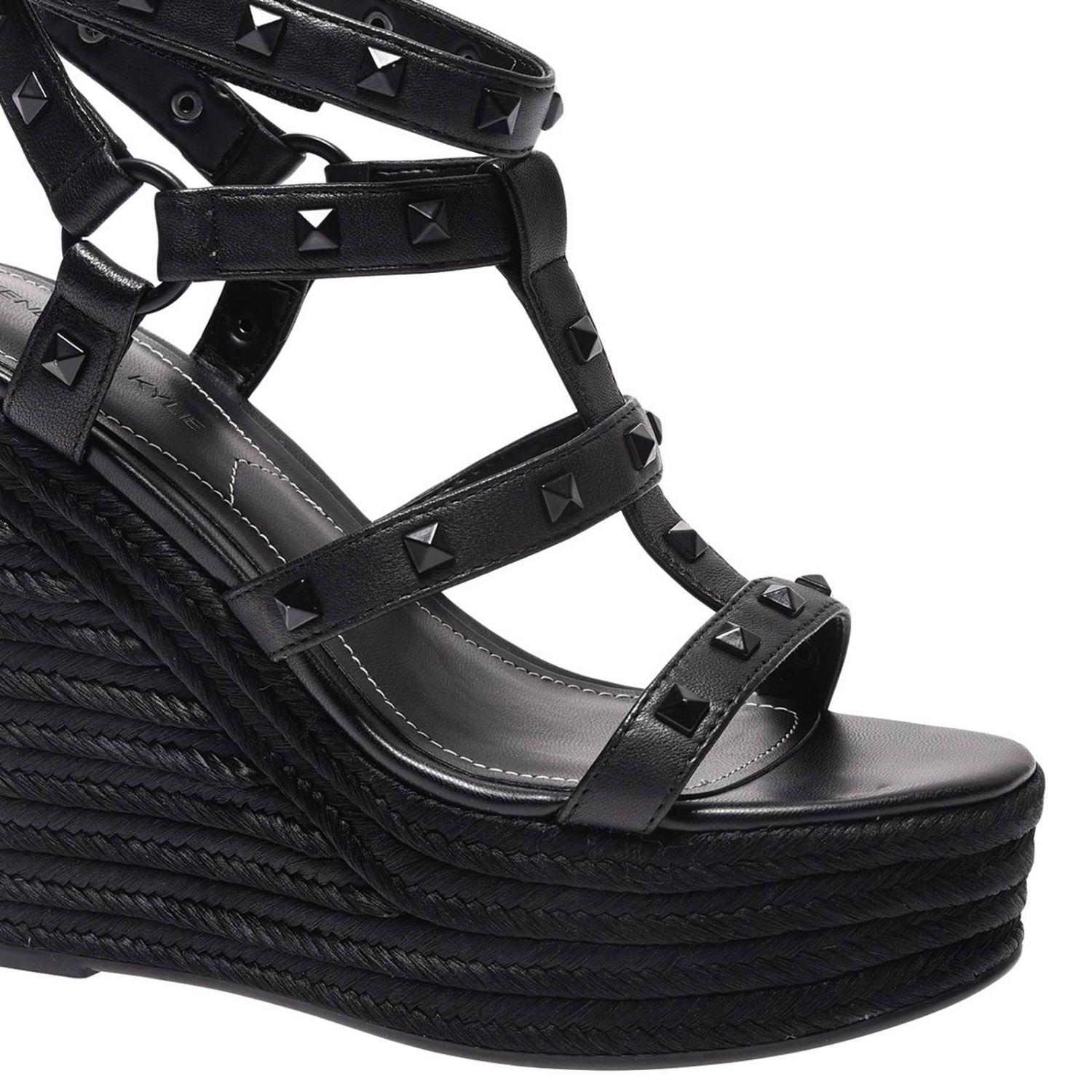 kendall and kylie wedges