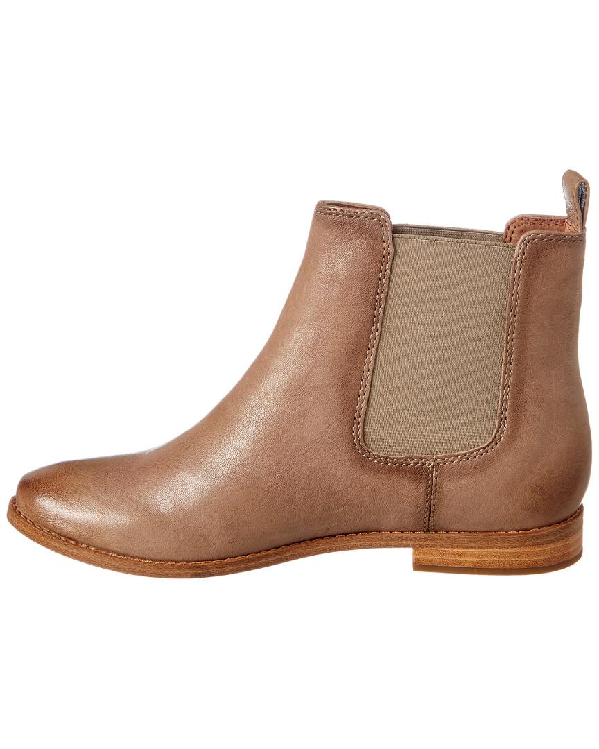 anna chelsea boots