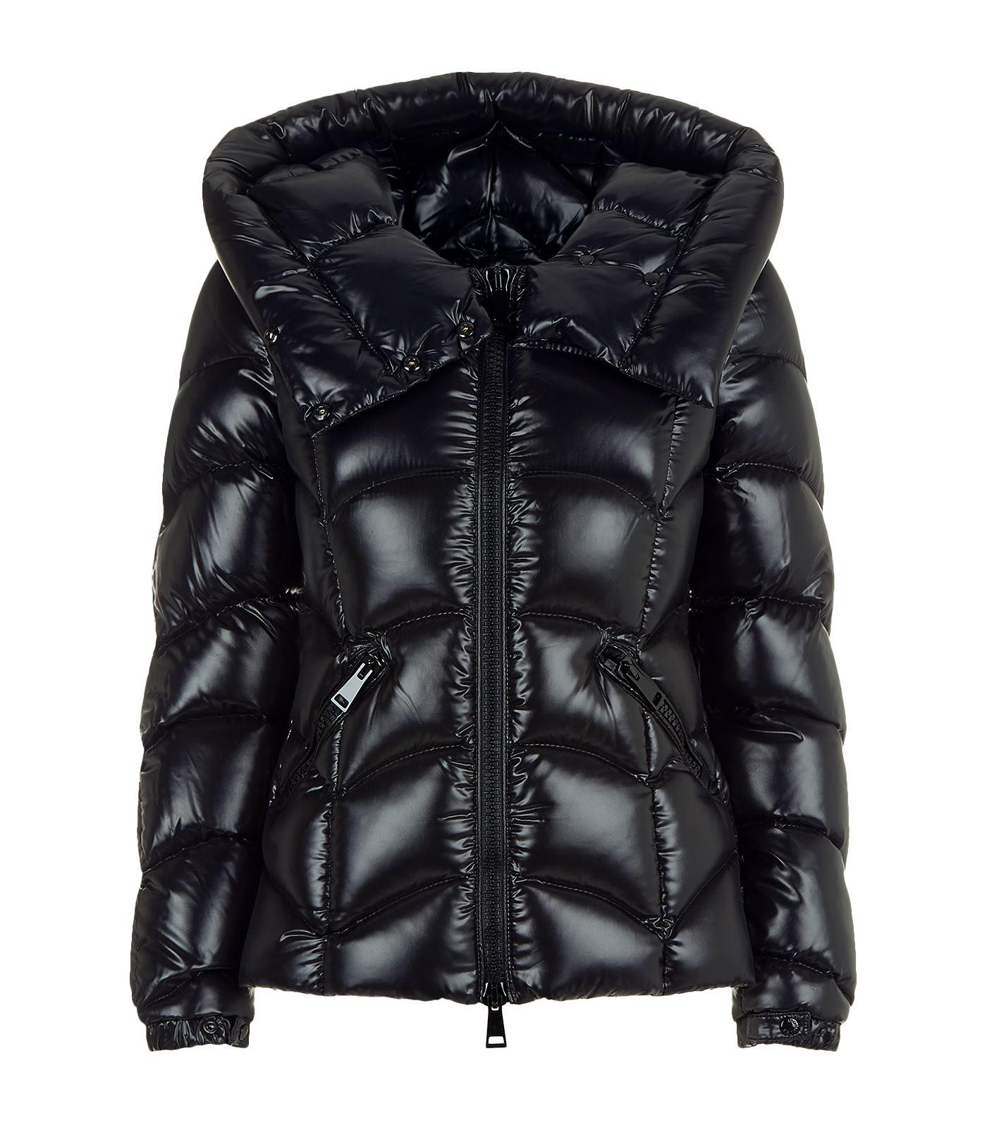 moncler akebia white moncler akebia white