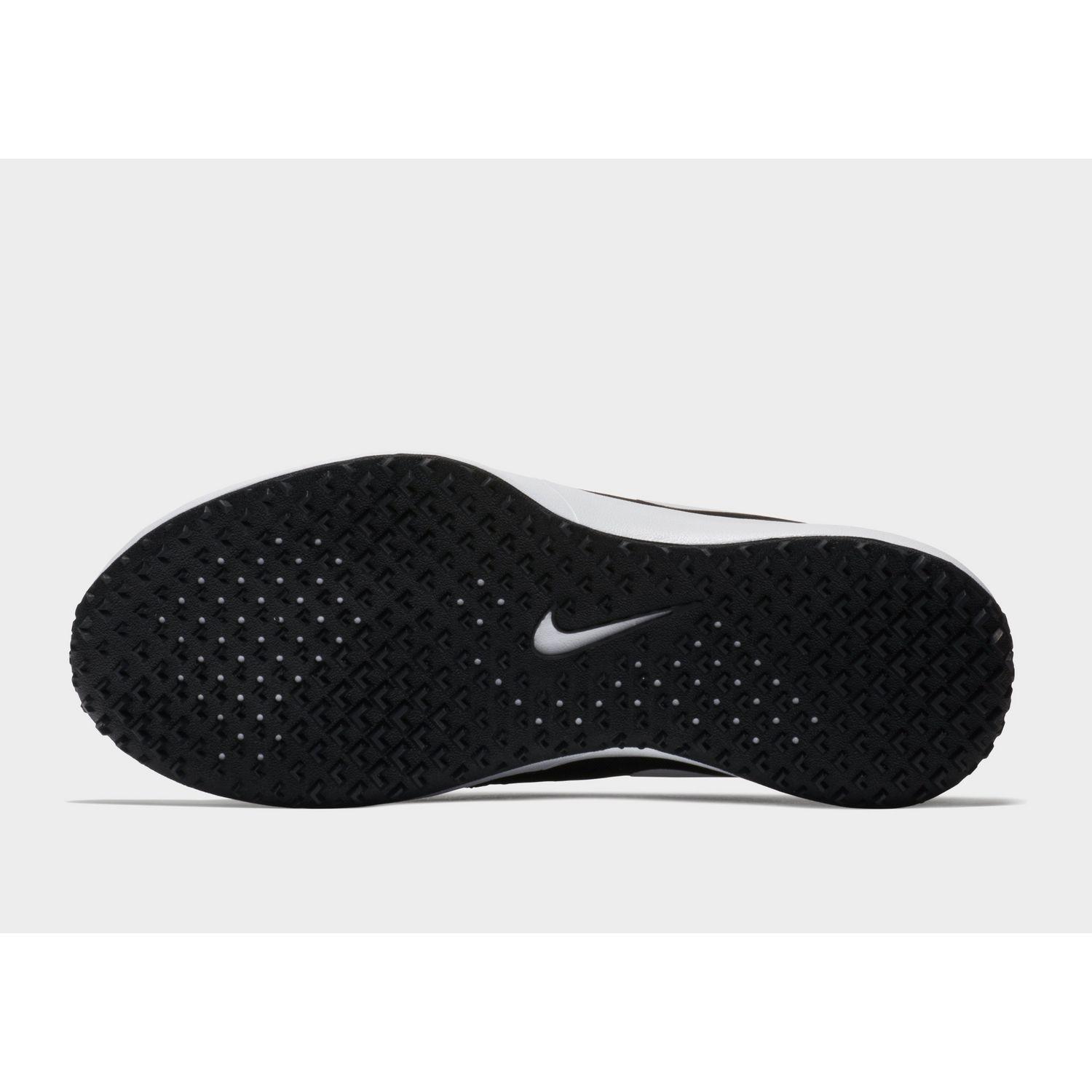 nike varsity compete trainers mens