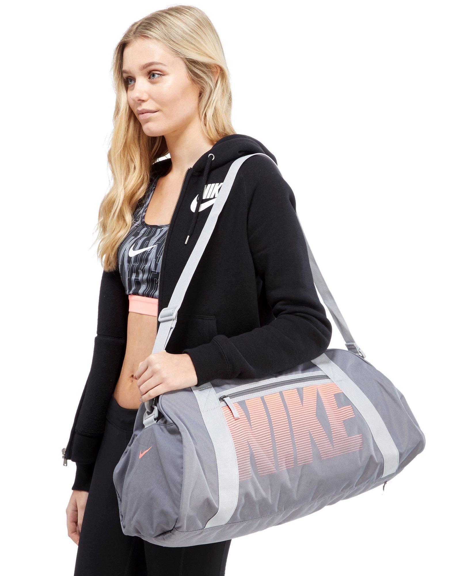 nike gym club training duffel bag
