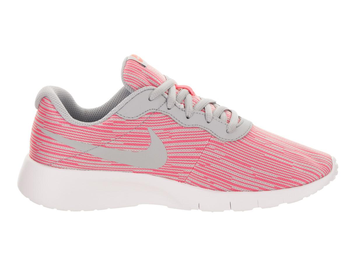 nike tanjun red punch nike tanjun red punch