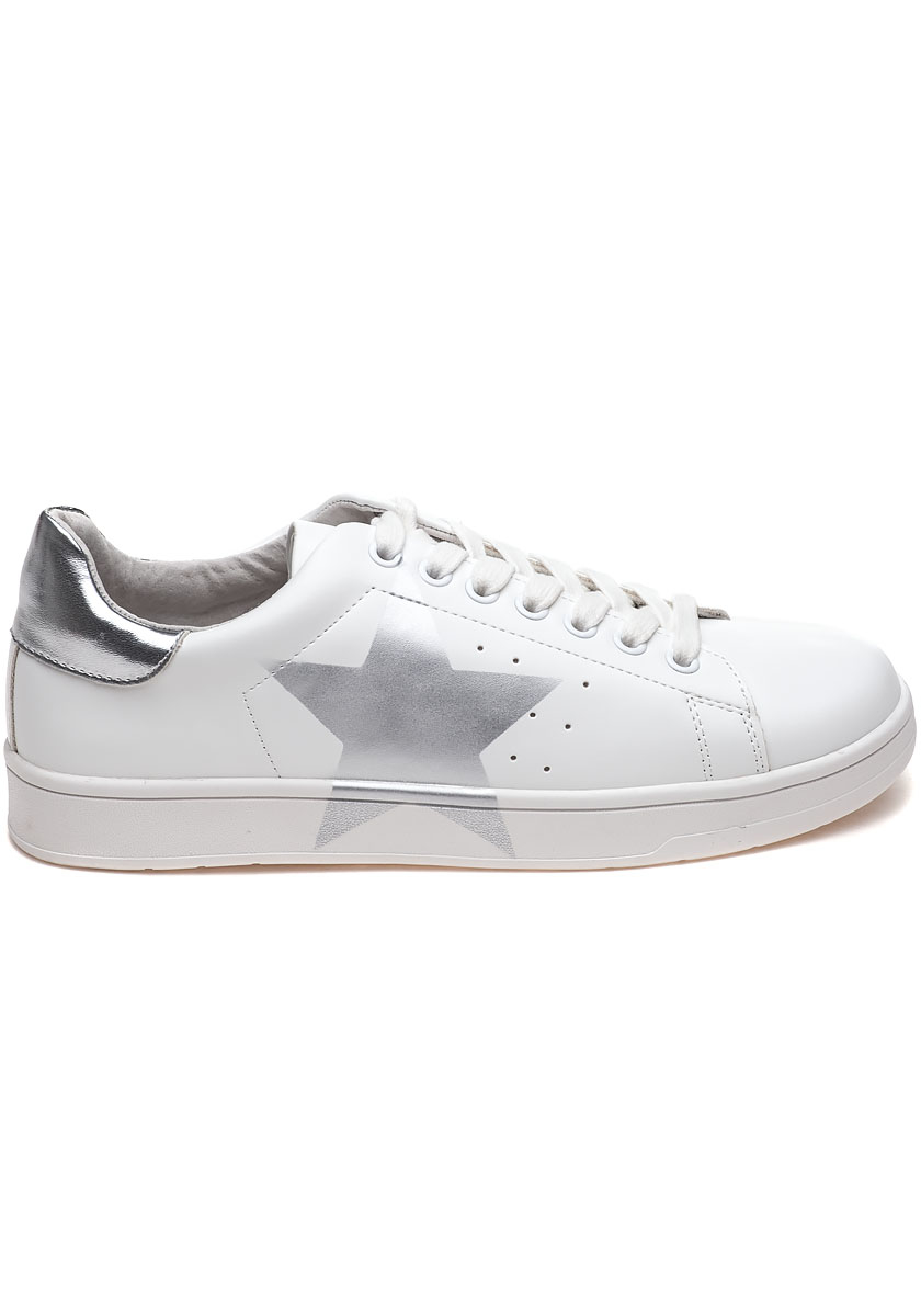 steve madden starling flatform sneakers in white and silver