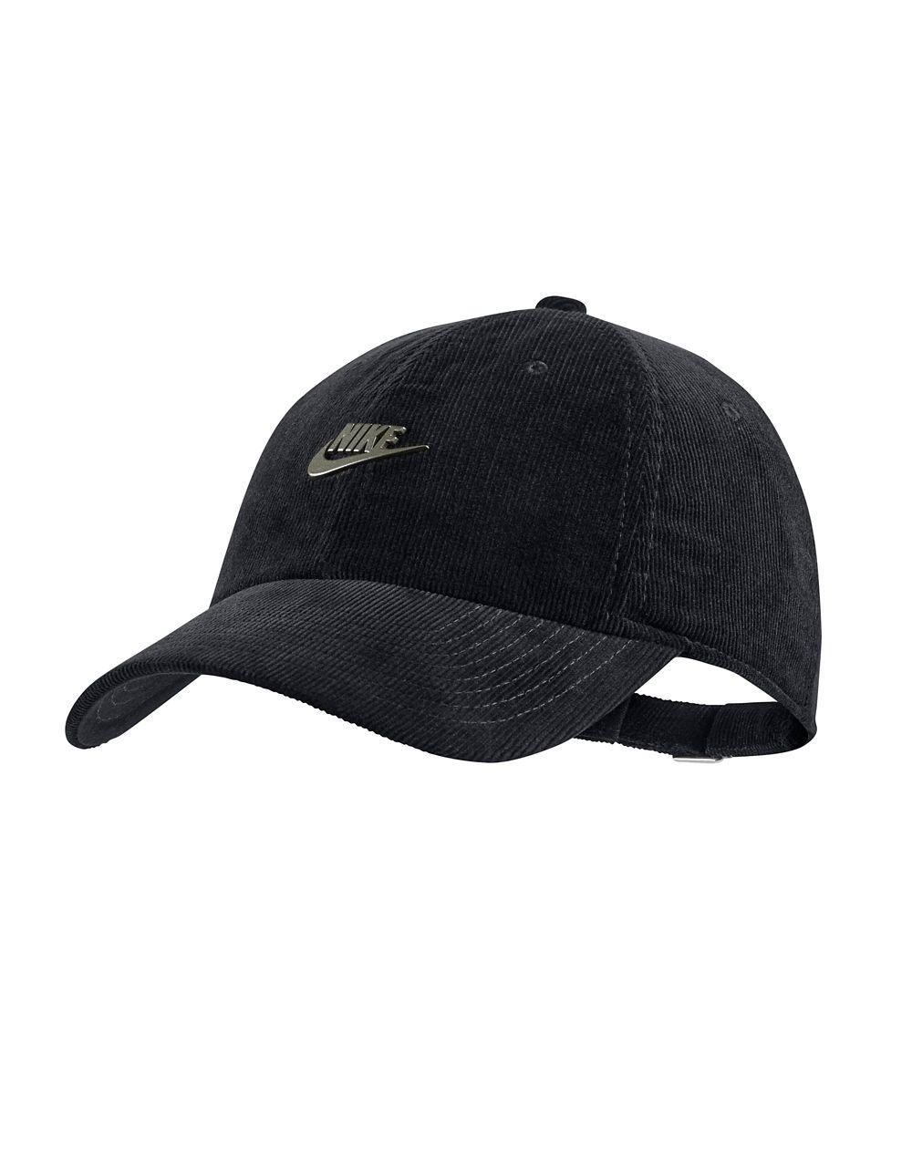 nike baseball caps uk