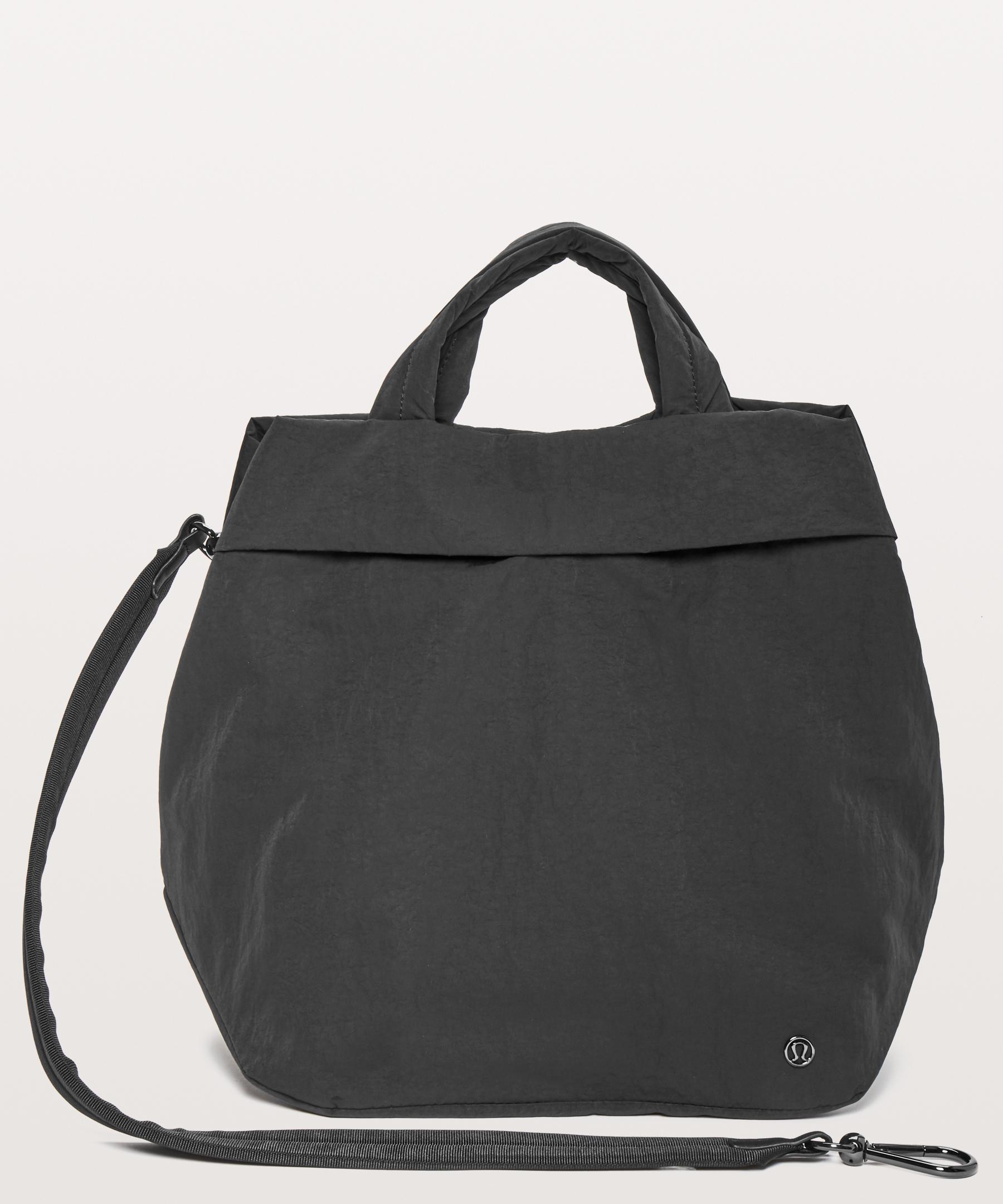 Lululemon Athletica On My Level Bag In Black Lyst Lululemon Athletica