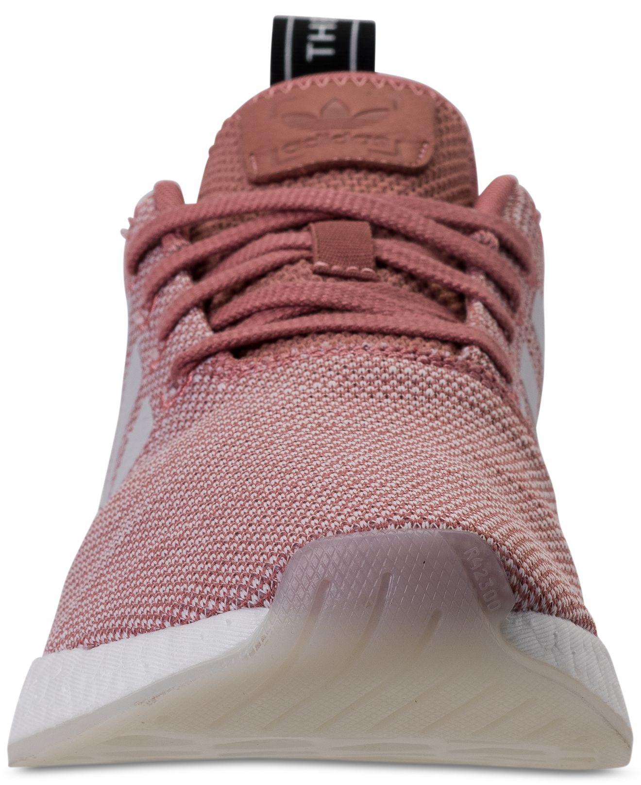 lyst adidas le scarpe casual da traguardo nmd r2 lyst adidas le scarpe casual da traguardo nmd r2