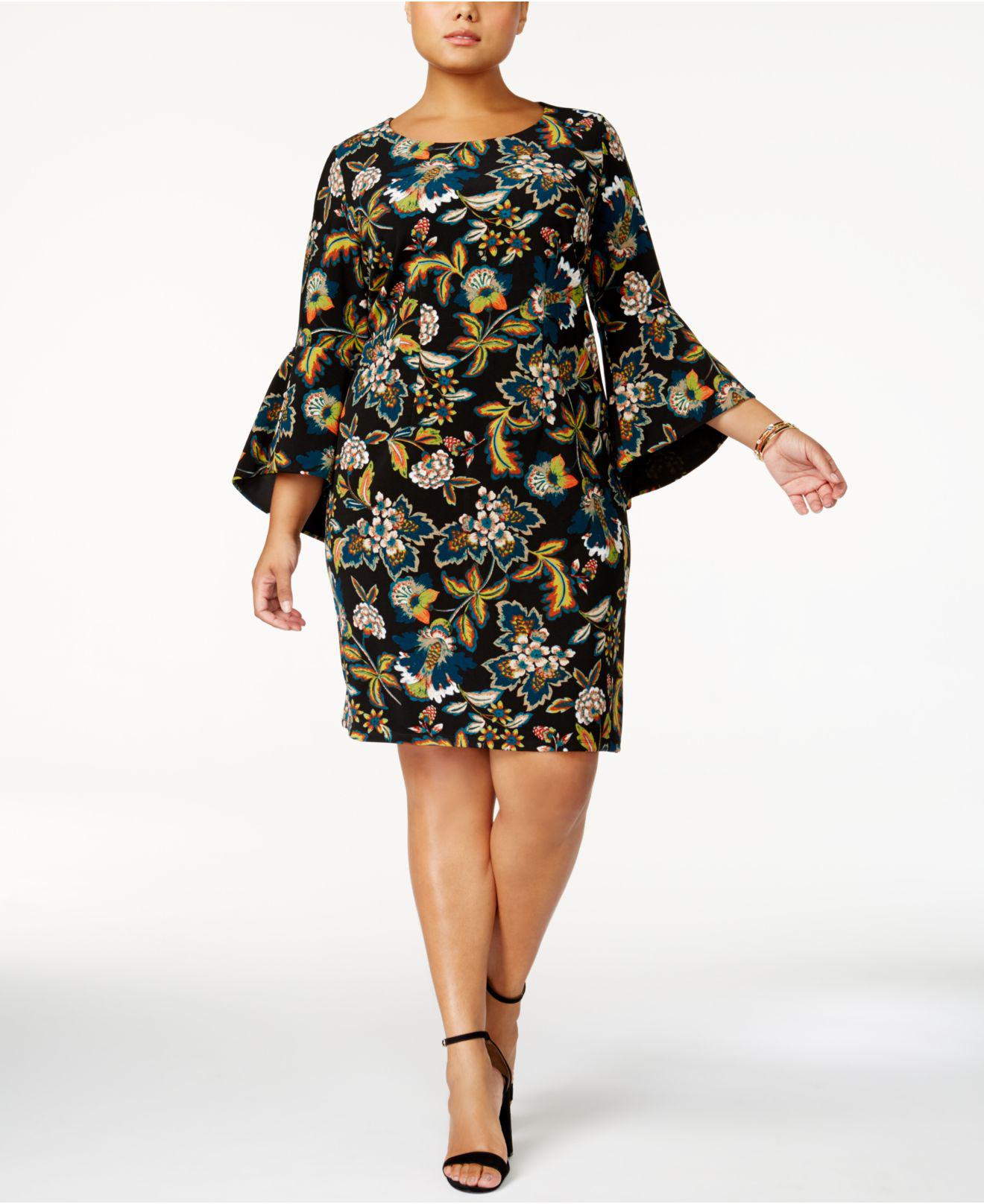 Plus size bell sleeve dress