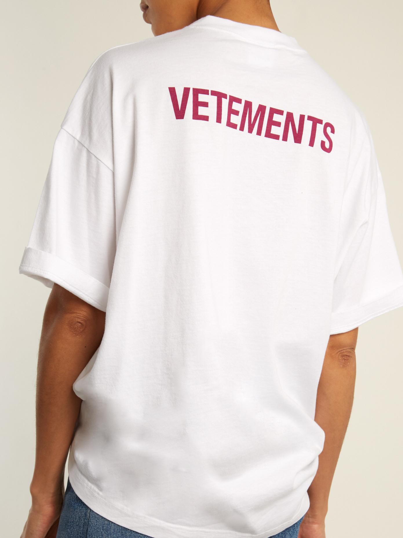 vetements t shirt staff