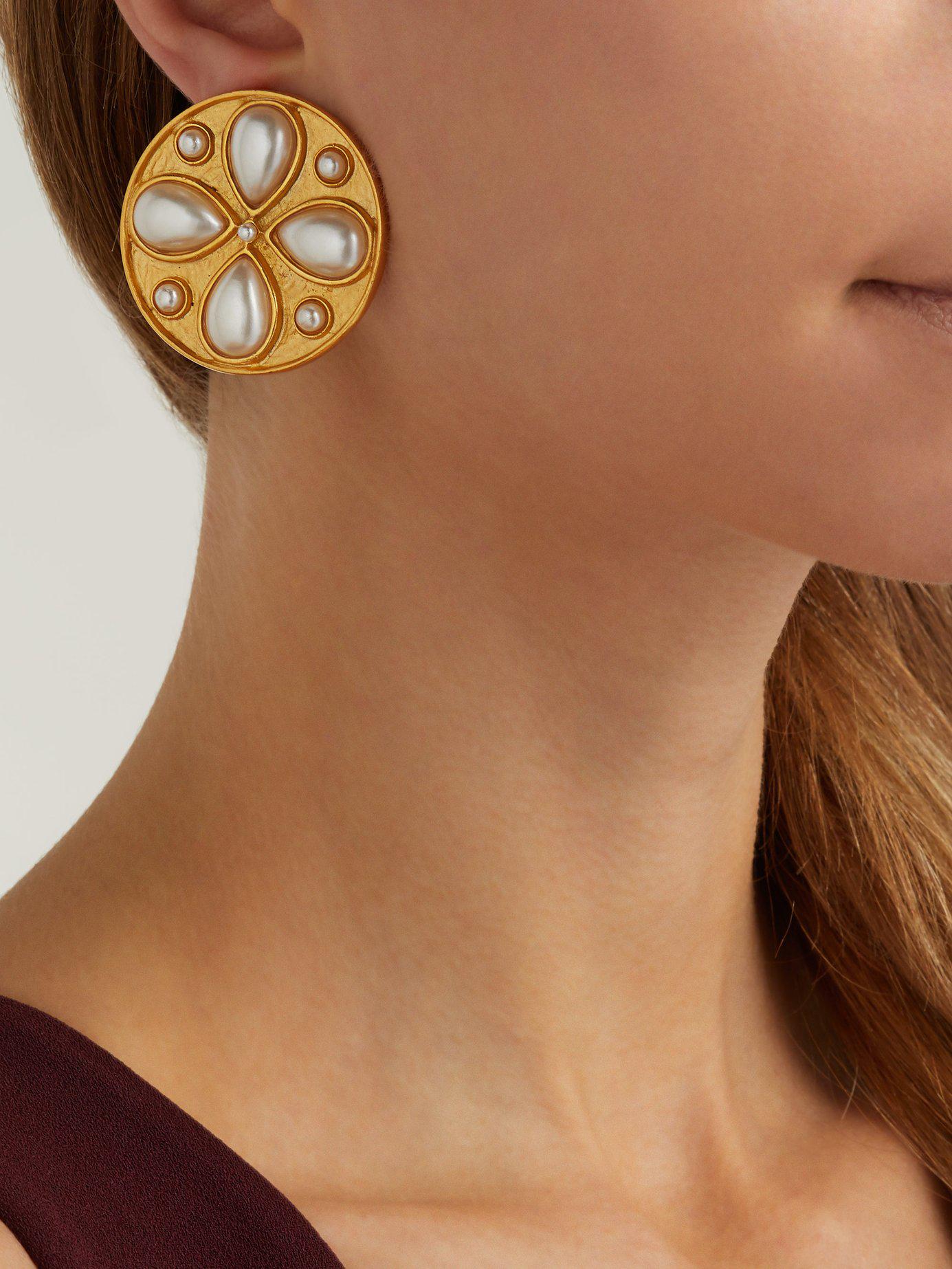 Lyst Rebecca De Ravenel Pamina 24kt Gold Plated Coin Earrings In White View Fullscreen