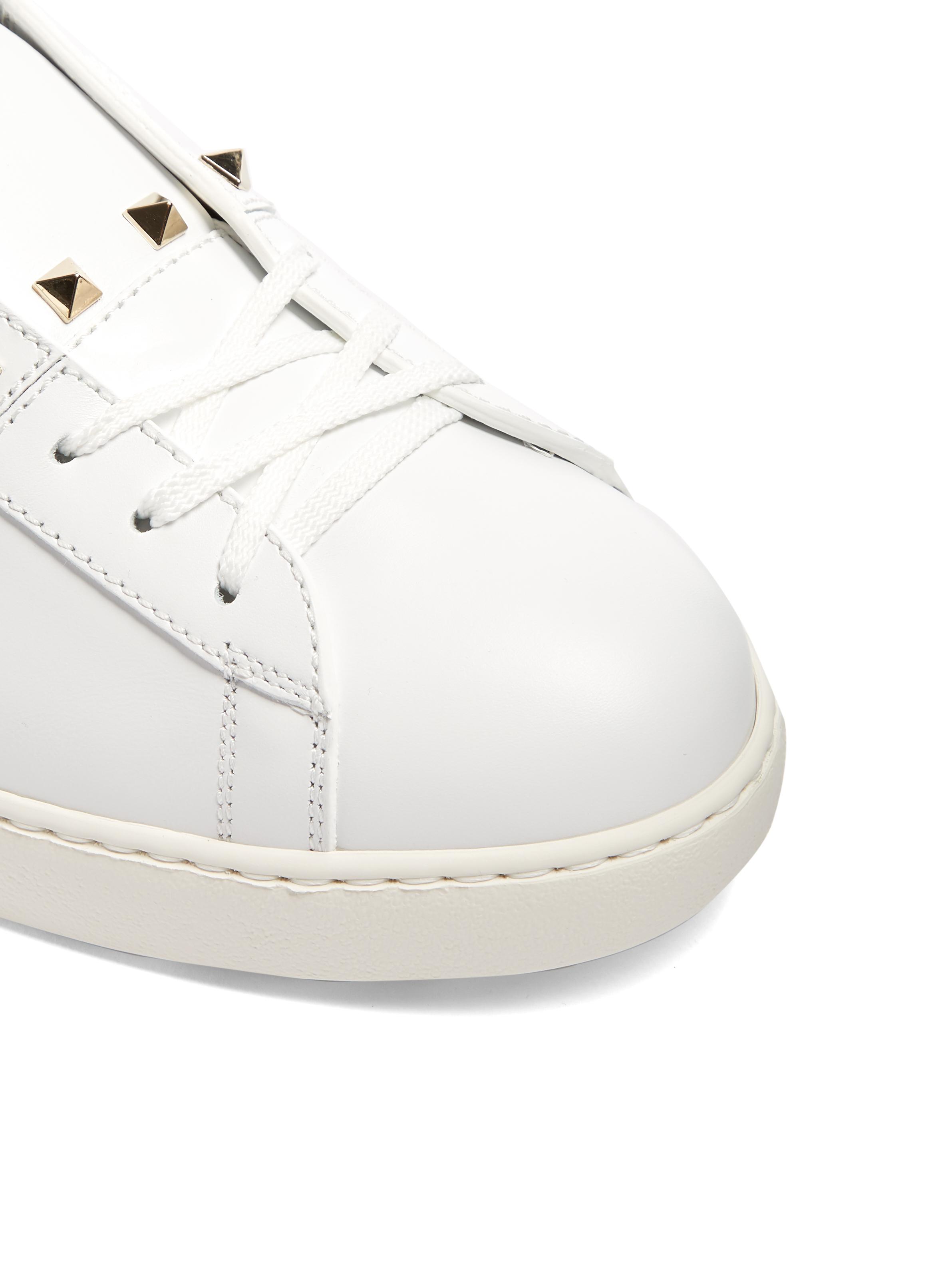 Valentino Rockstud Untitled #11 Low-top Leather Trainers in White for ...
