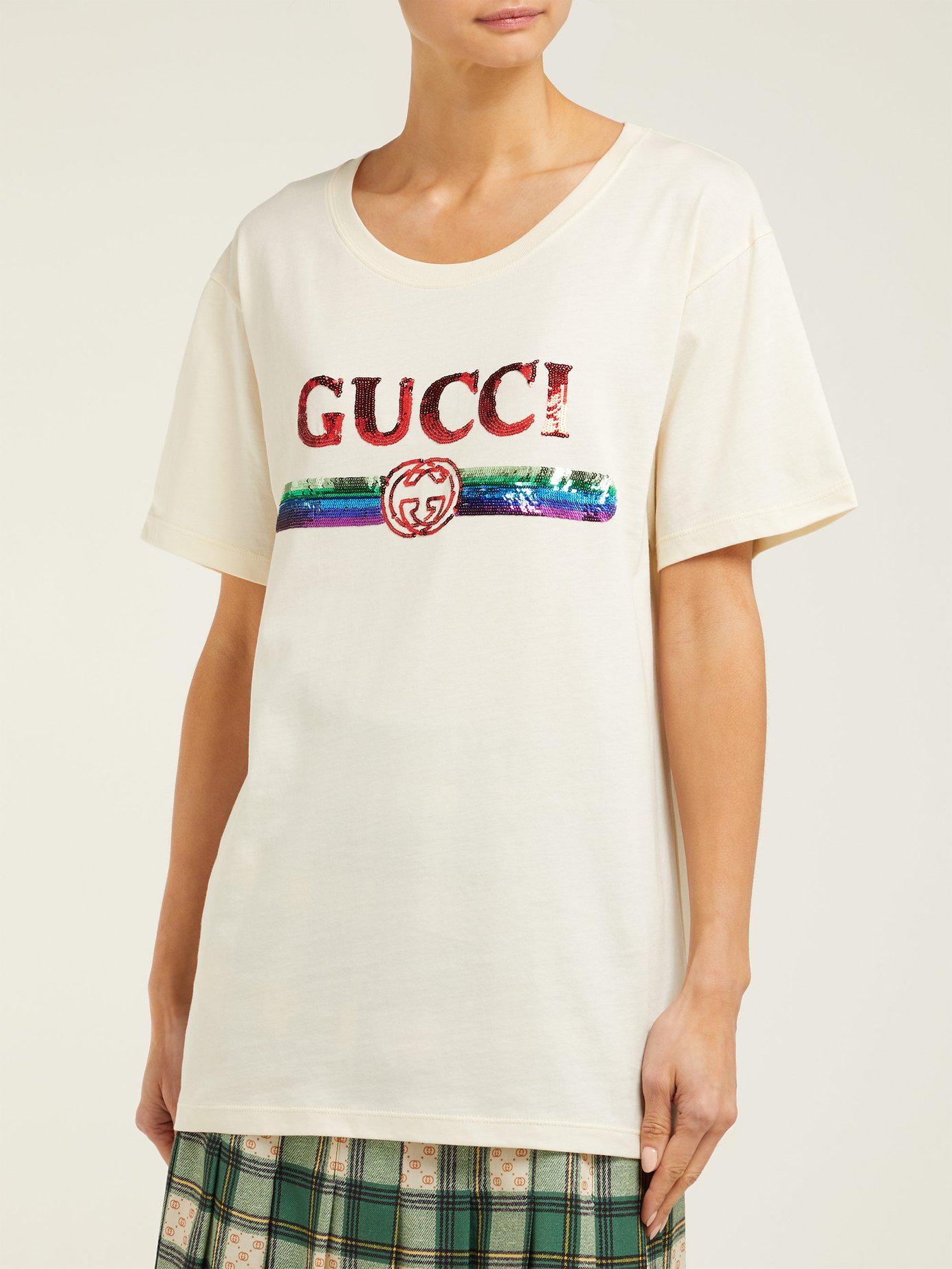 Gucci Sequin Embellished Logo Cotton T Shirt in White - Lyst