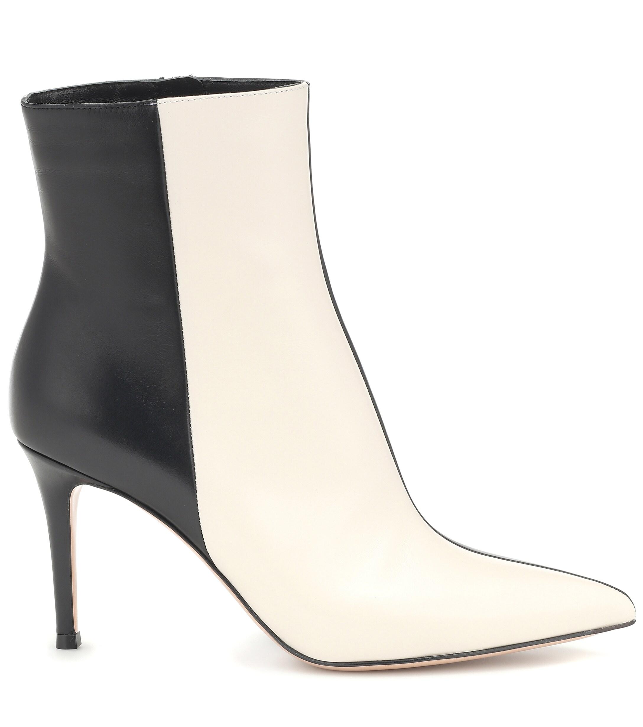 Gianvito Rossi Leather Ankle Boots in Black - Lyst