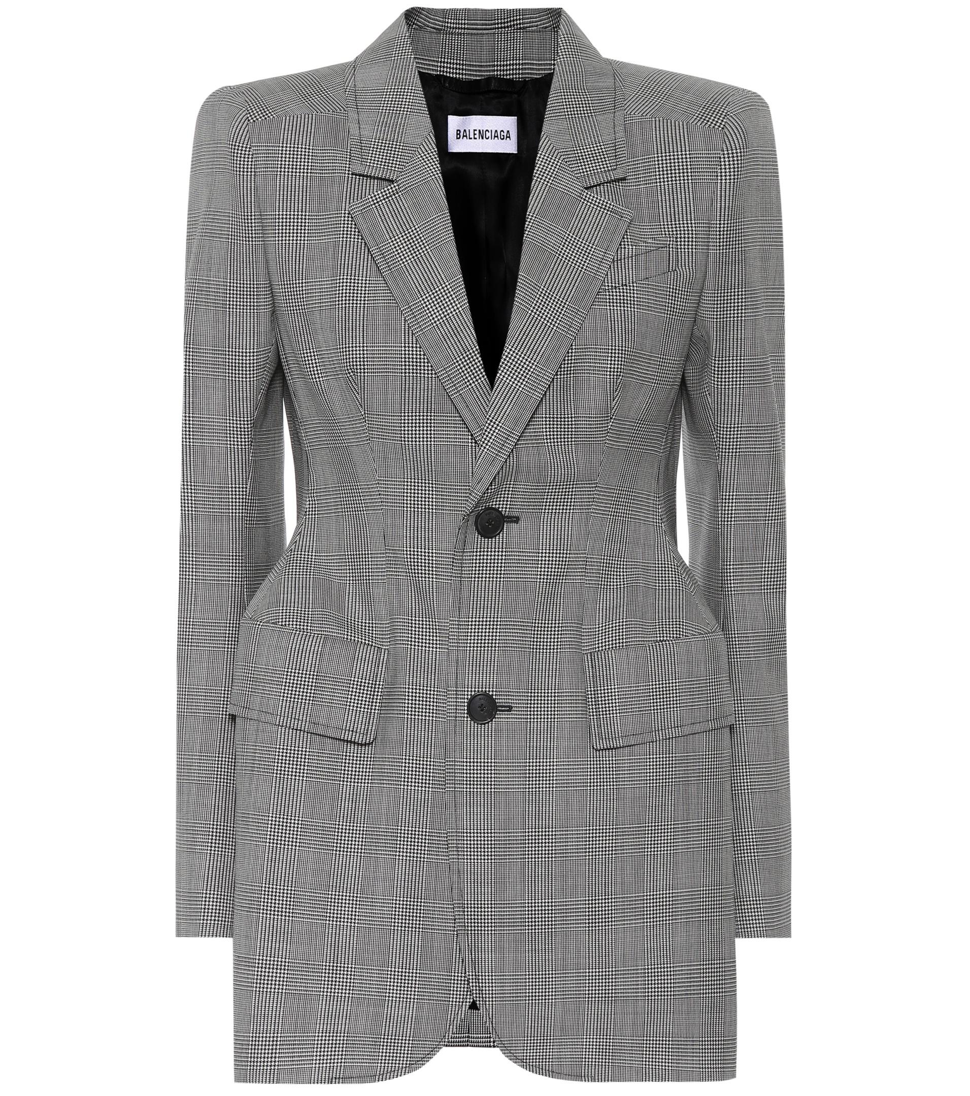 best blazer for hourglass figure