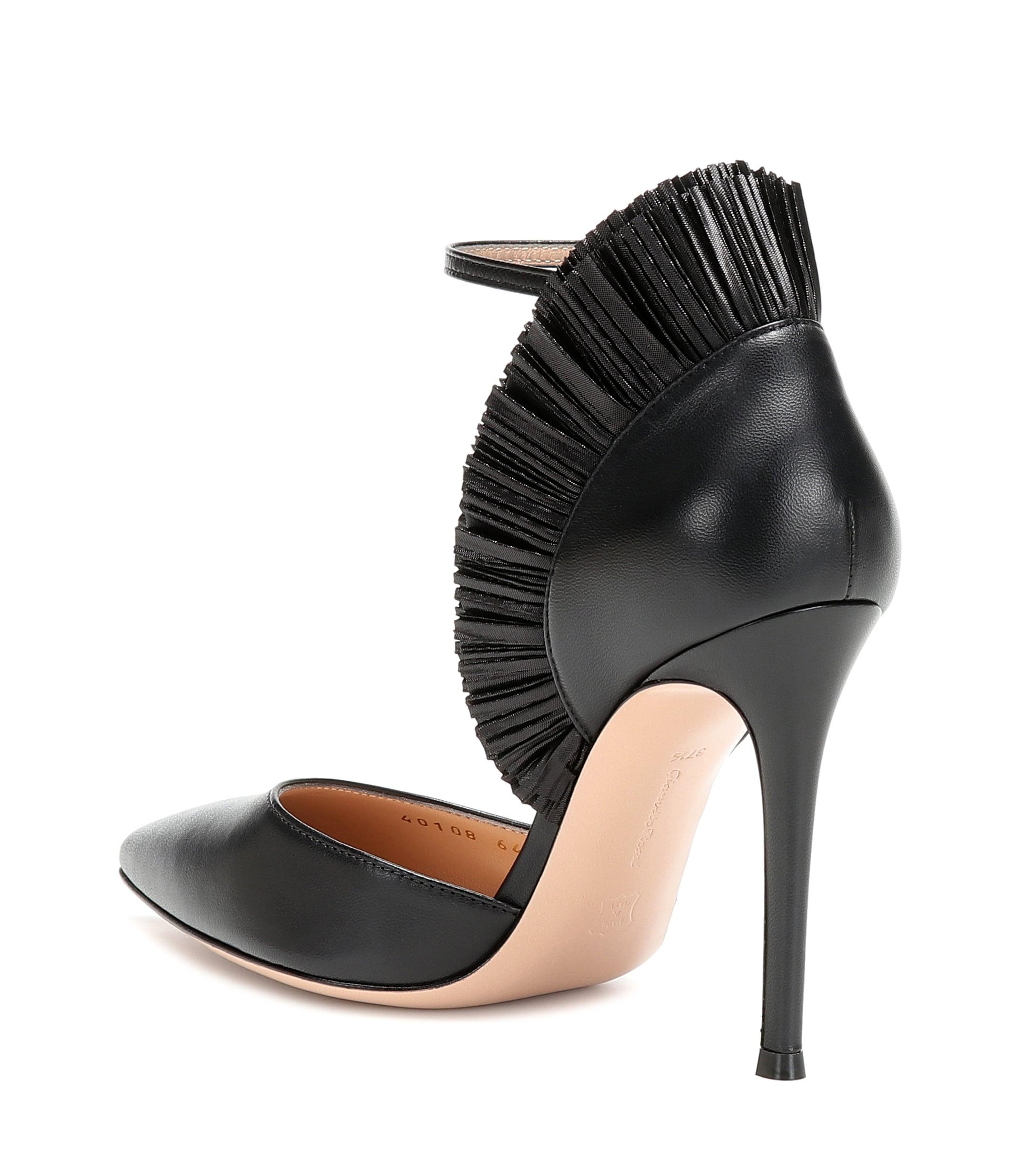 gianvito rossi annabelle