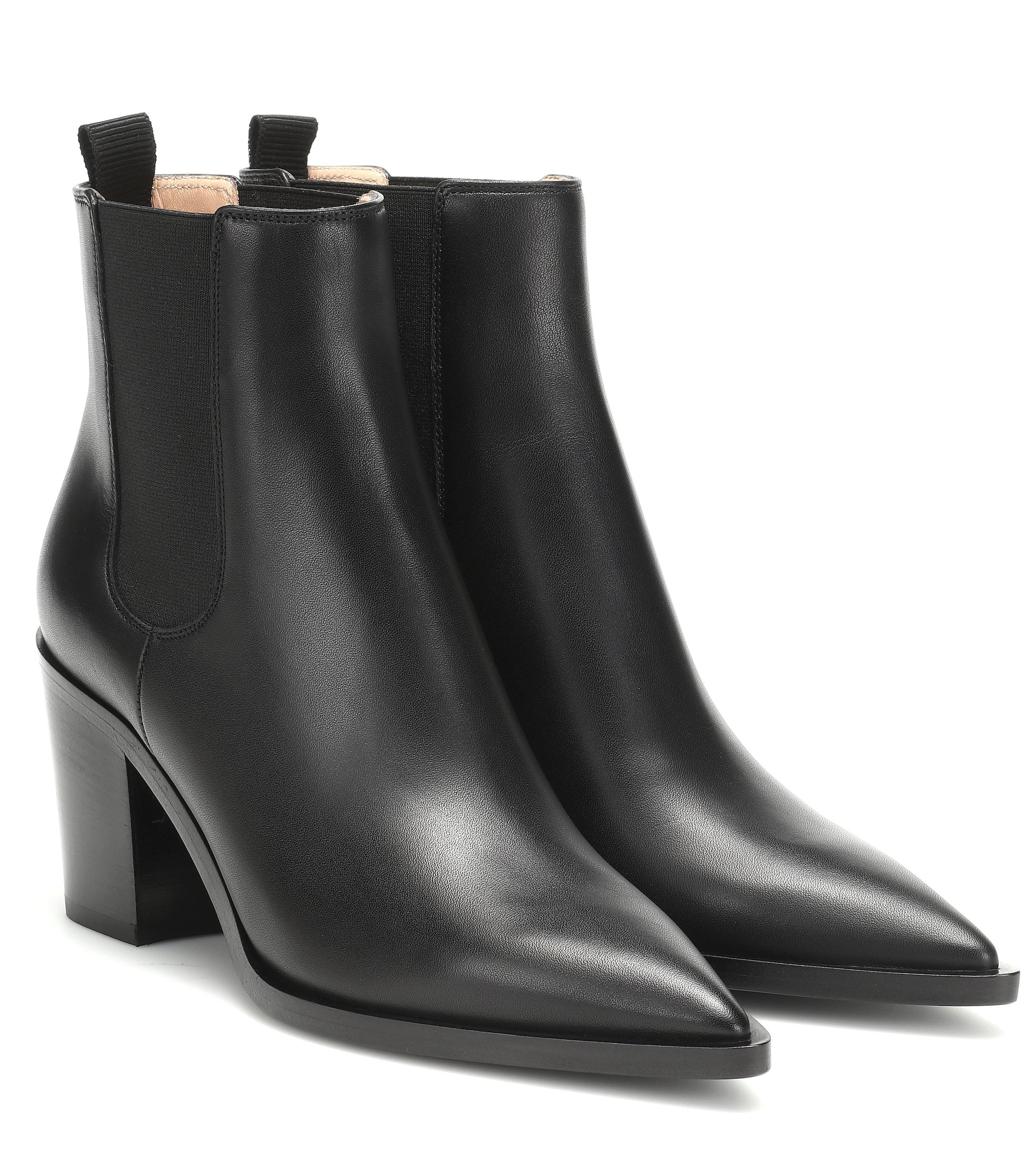 gianvito rossi romney boots