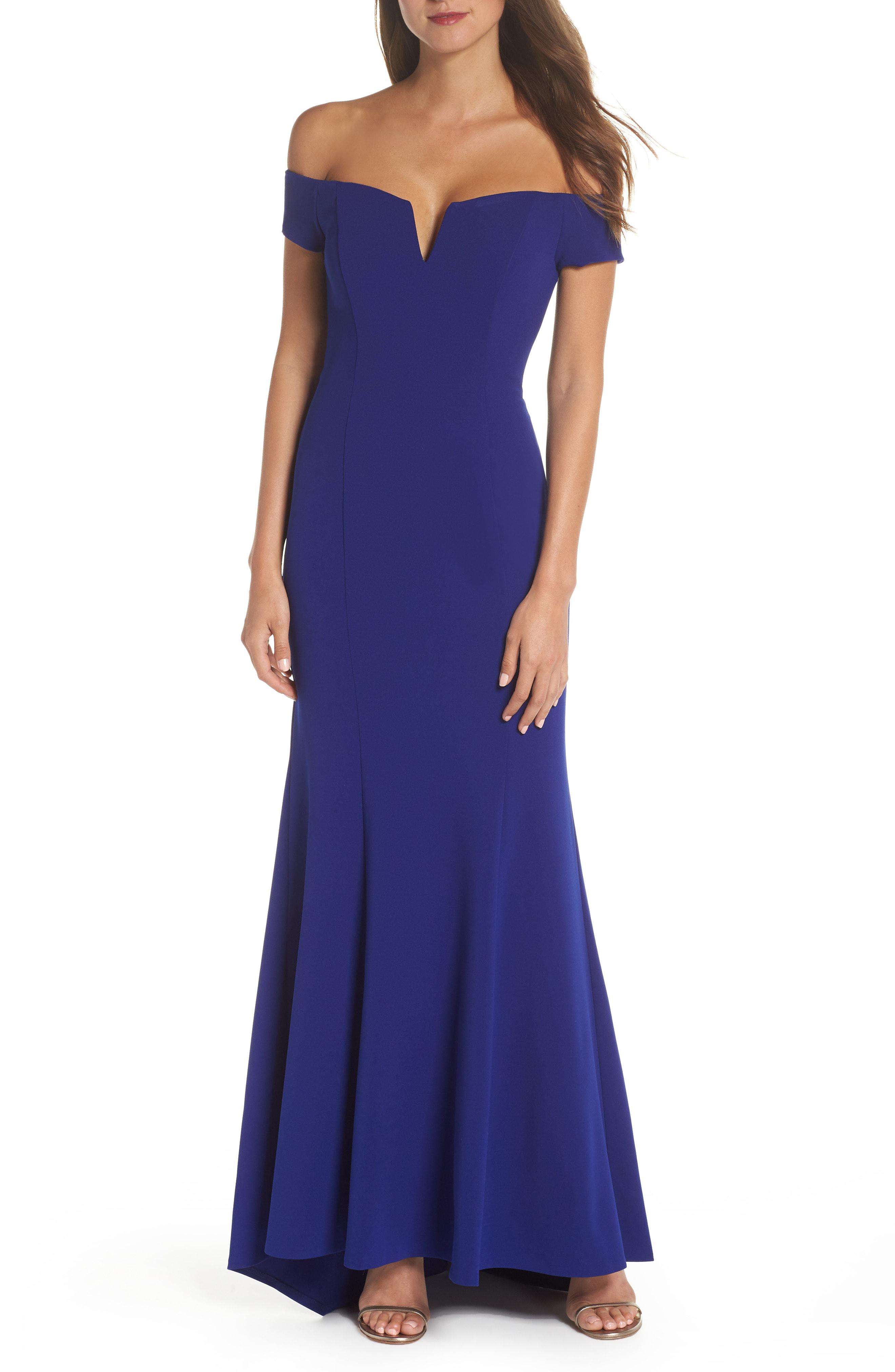vince camuto sequin trumpet gown