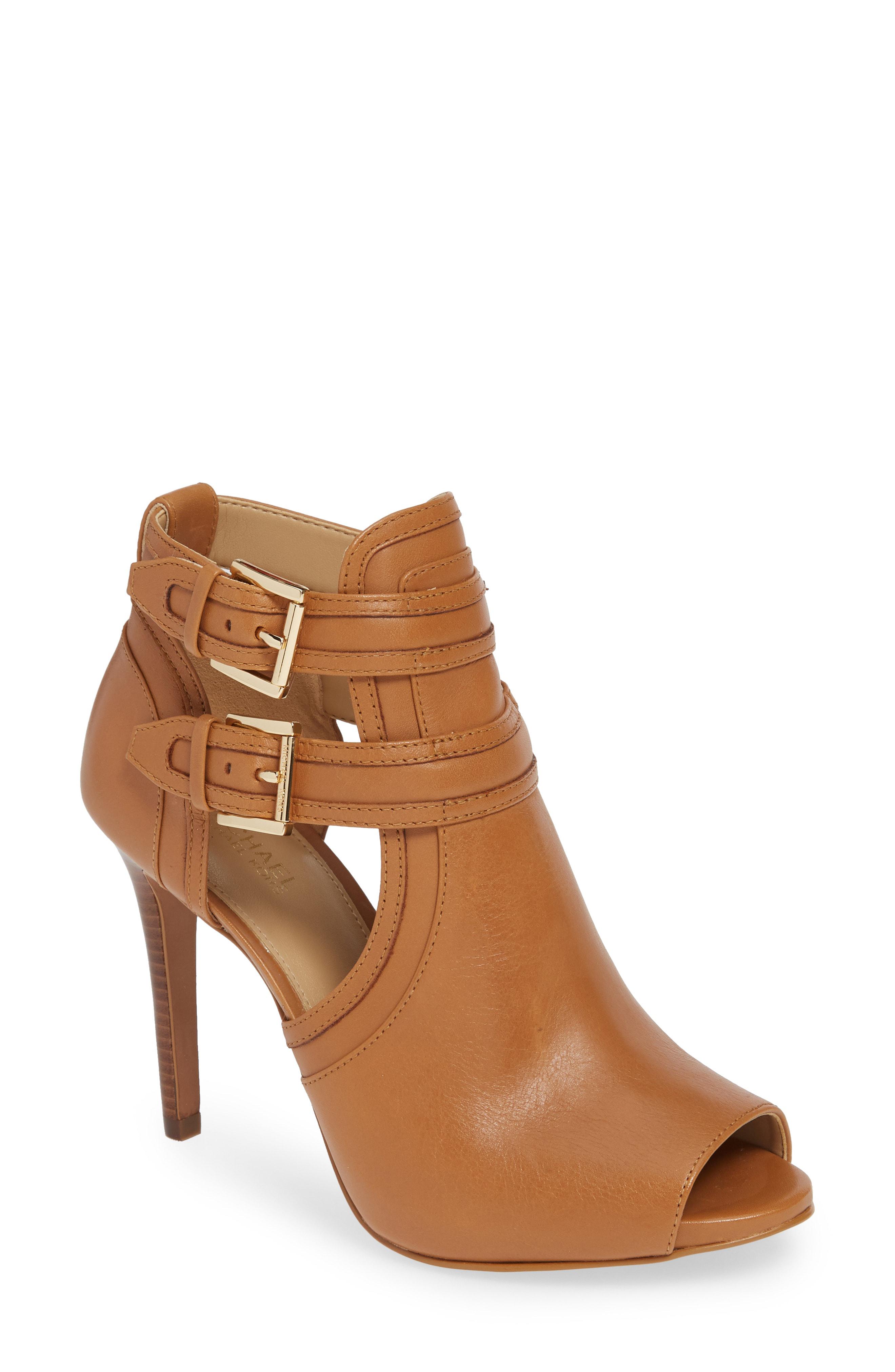 booties heels brown