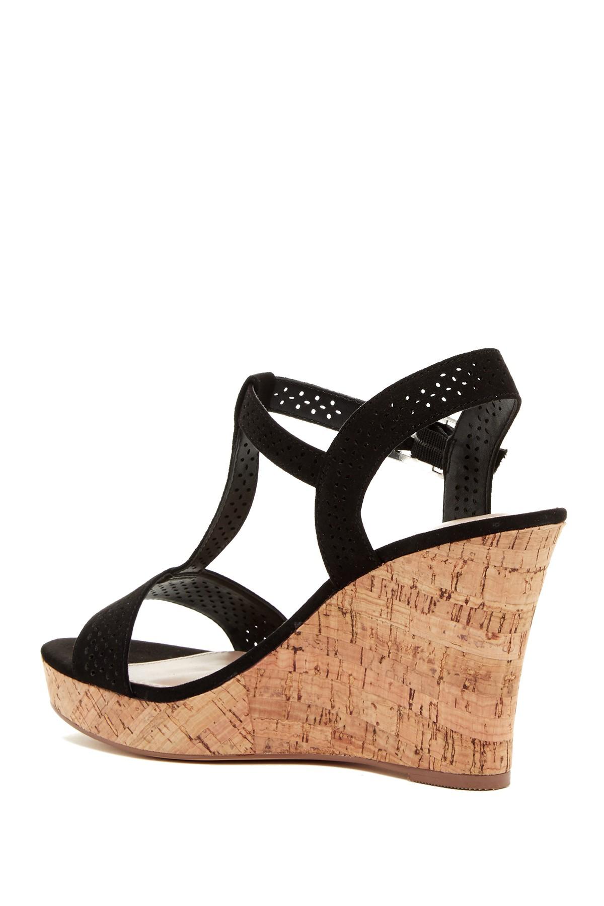 Naturalizer Strappy Wedge Black Naturalizer Strappy Wedge Black
