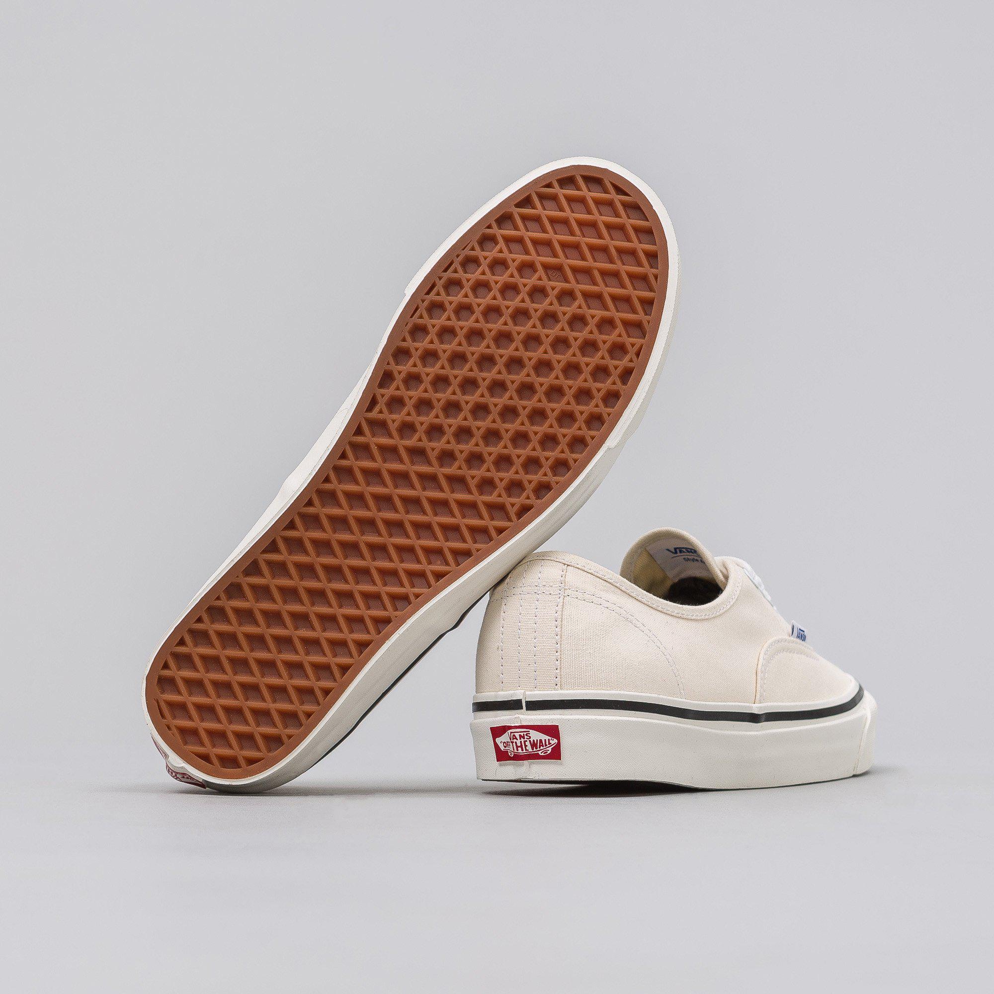 vans argenté femme