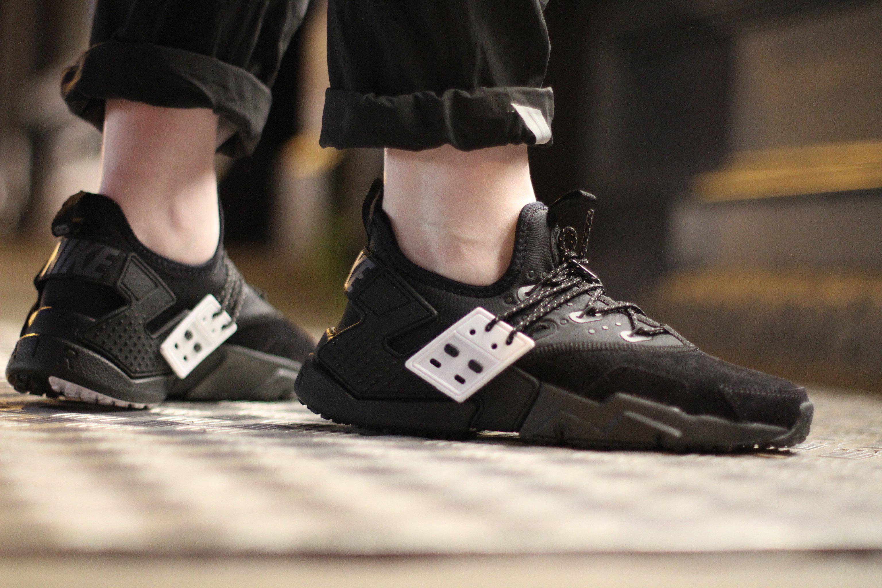 nike air huarache drift premium