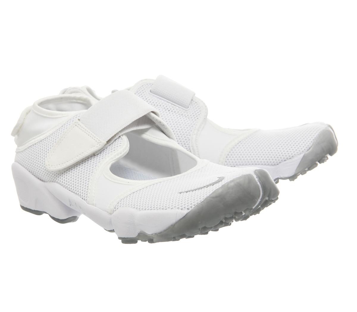 white nike rifts junior