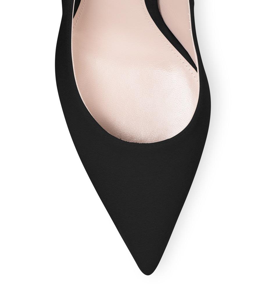 leigh pump stuart weitzman
