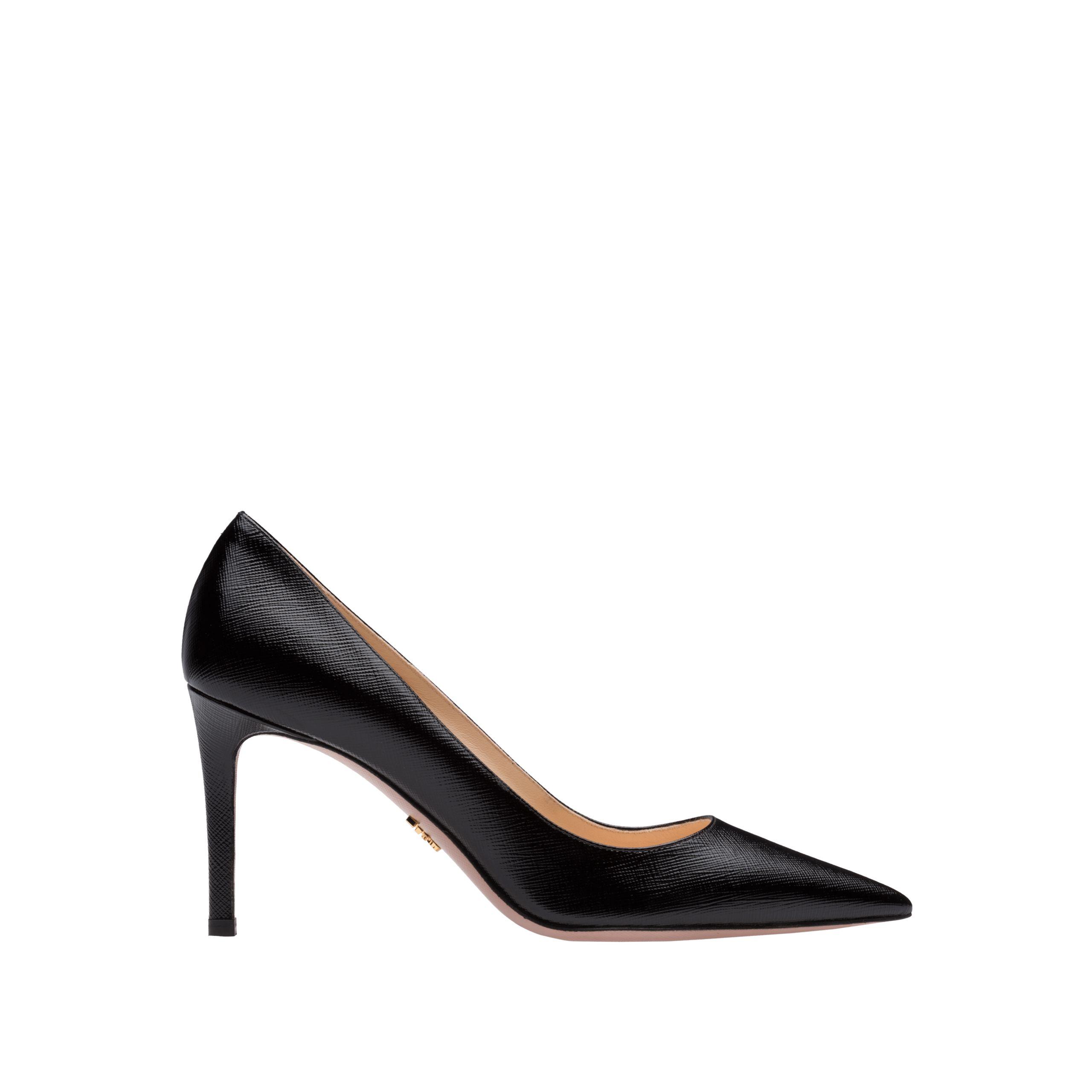 prada saffiano pumps