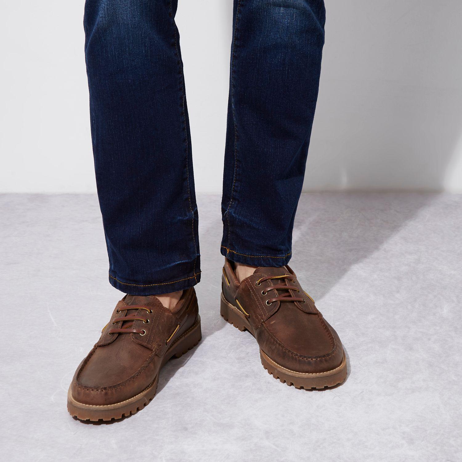 light brown leather boat shoes