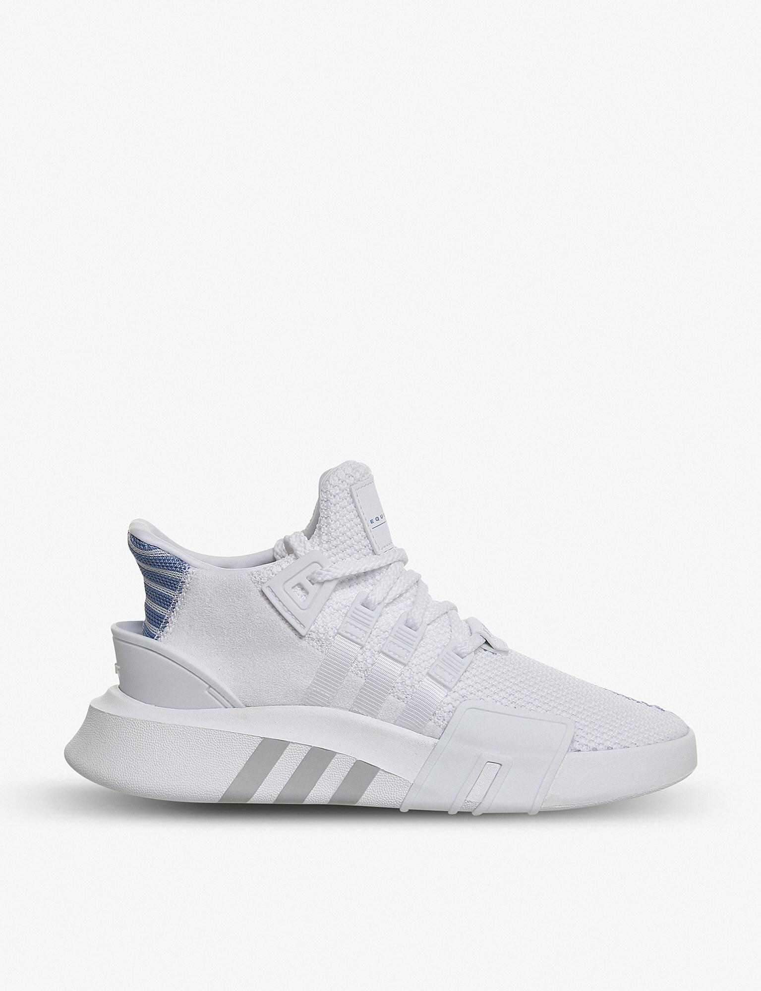 Lyst Adidas EQT Basketball ADV formadores en blanco Lyst Adidas EQT Basketball ADV formadores en blanco