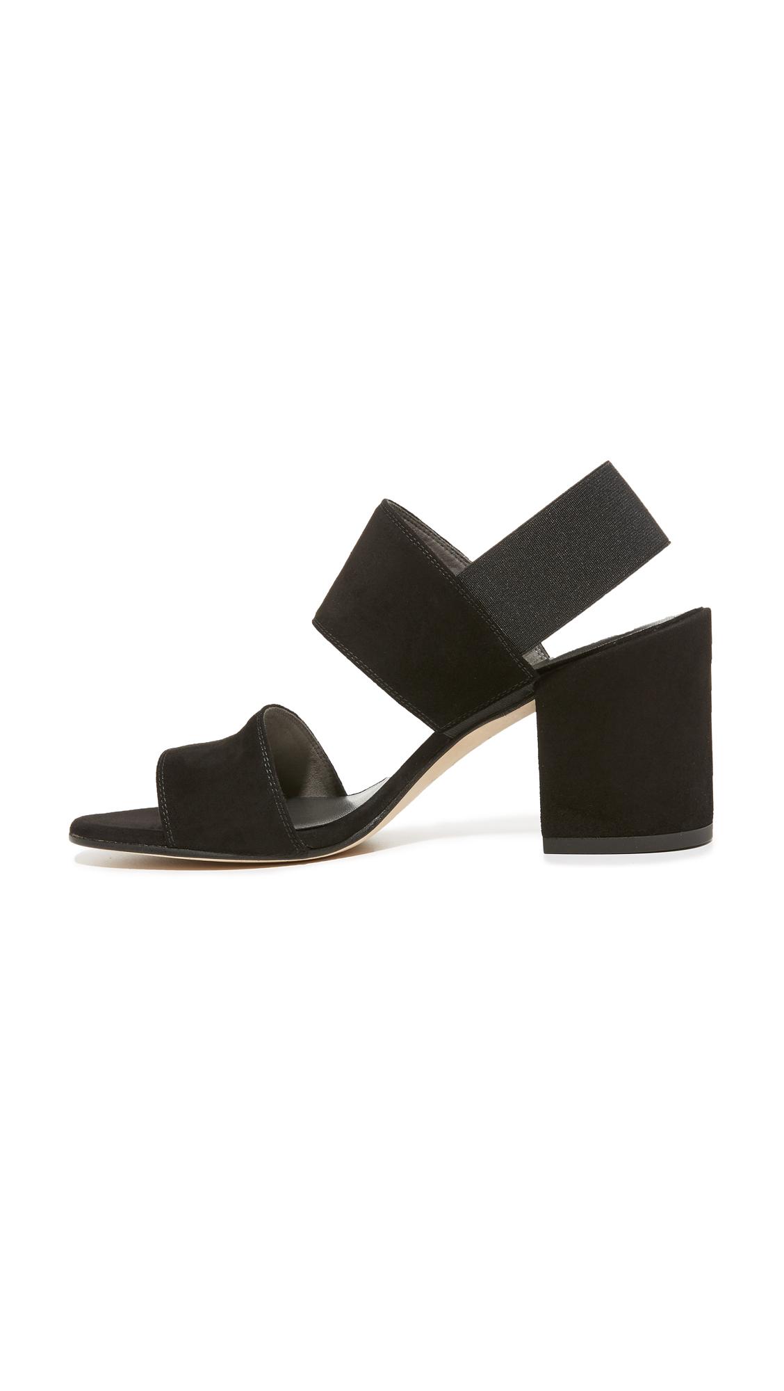 stuart weitzman black flat sandals