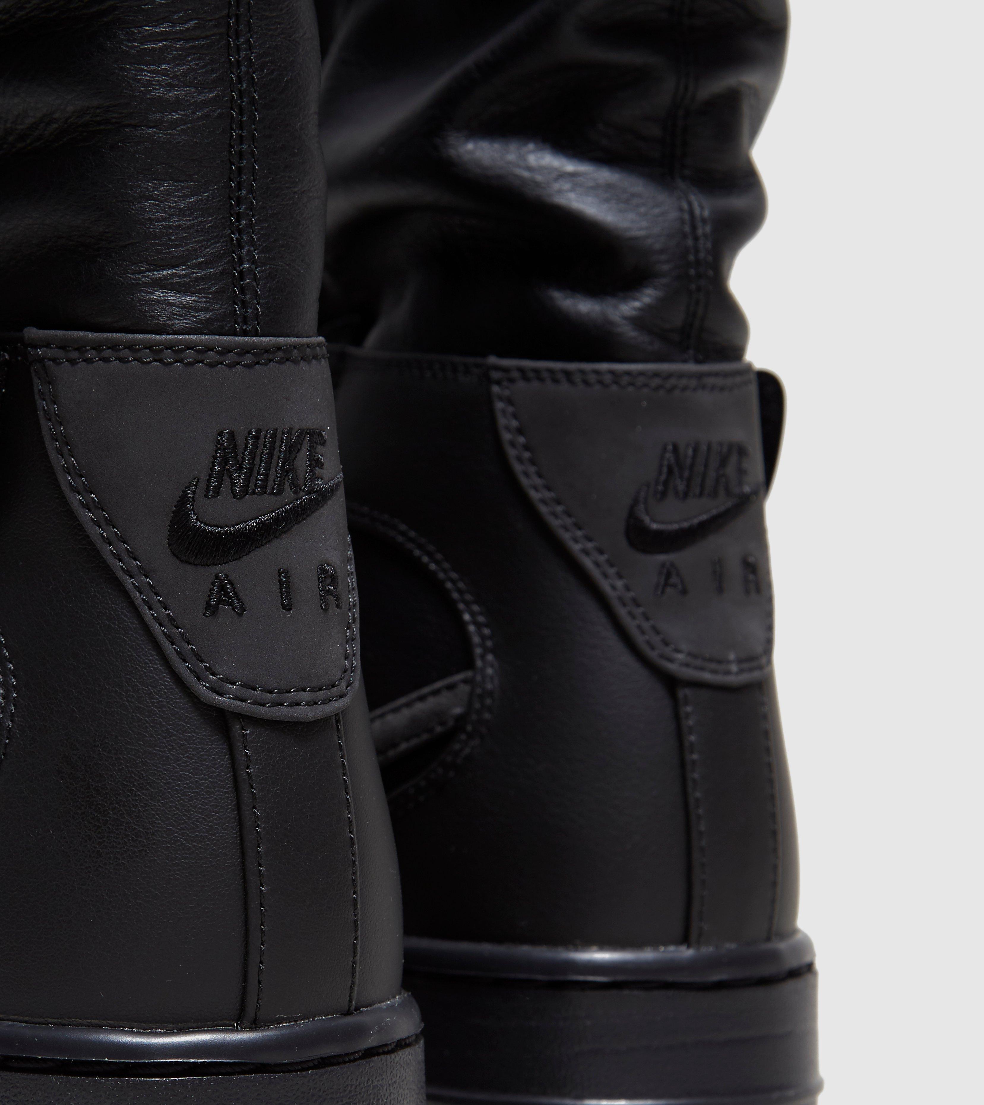 black womens nike boots