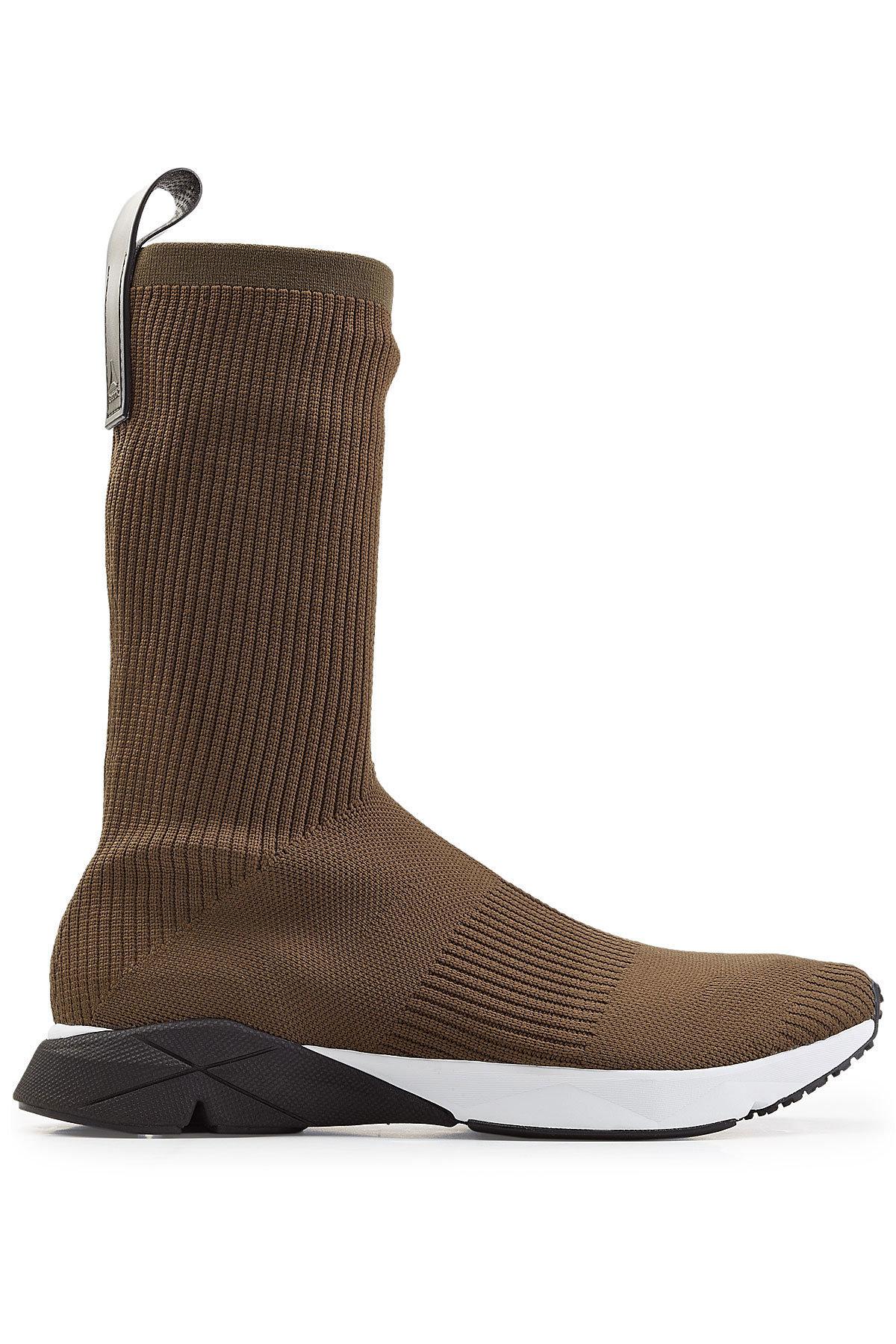 nike offer shoes online