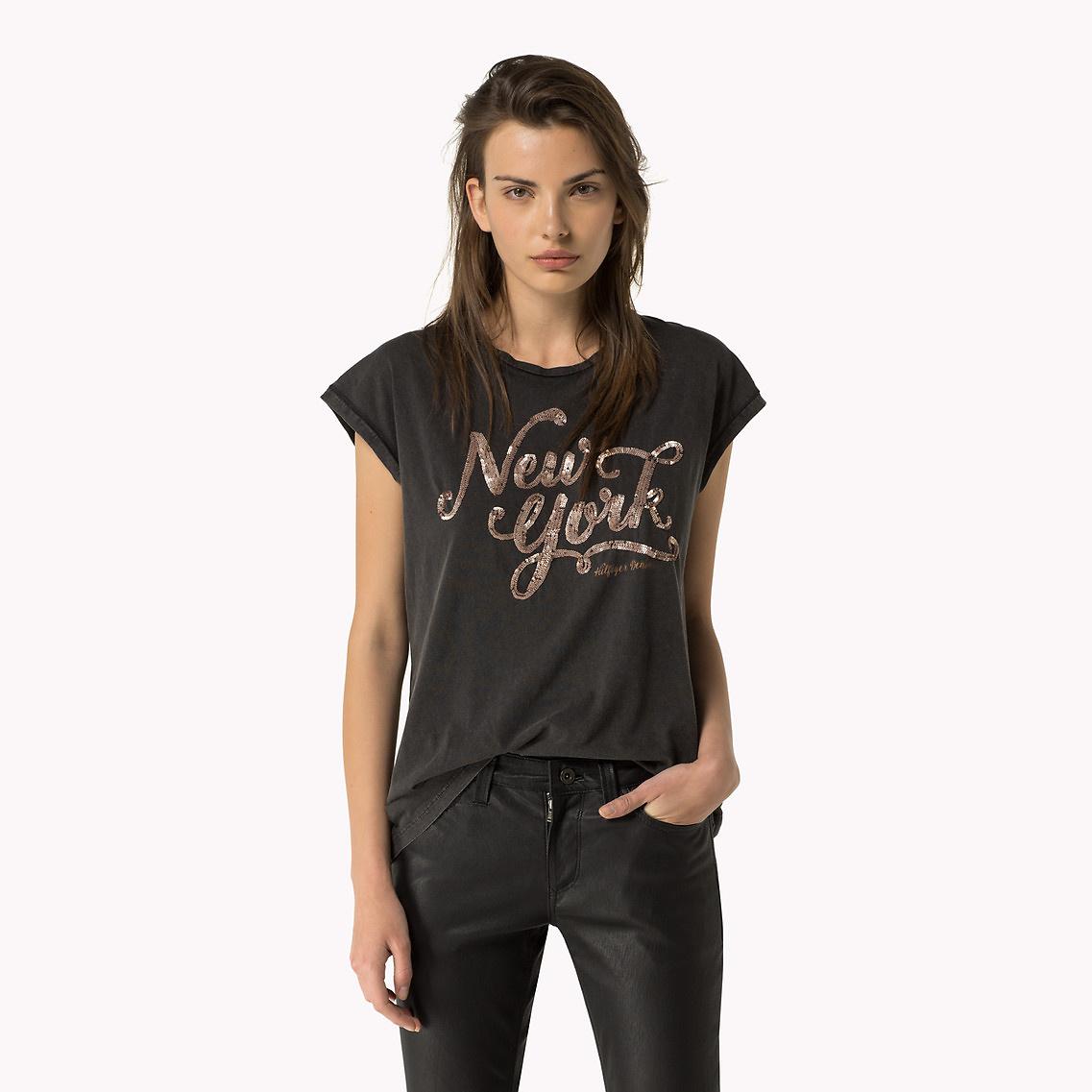 Near tommy hilfiger new york city t shirt celebrities