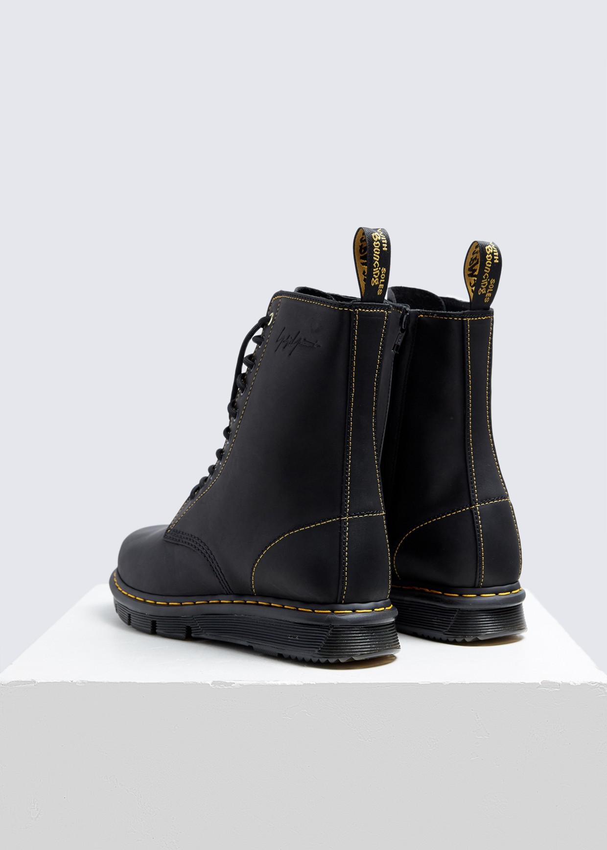 dr martens cube flex