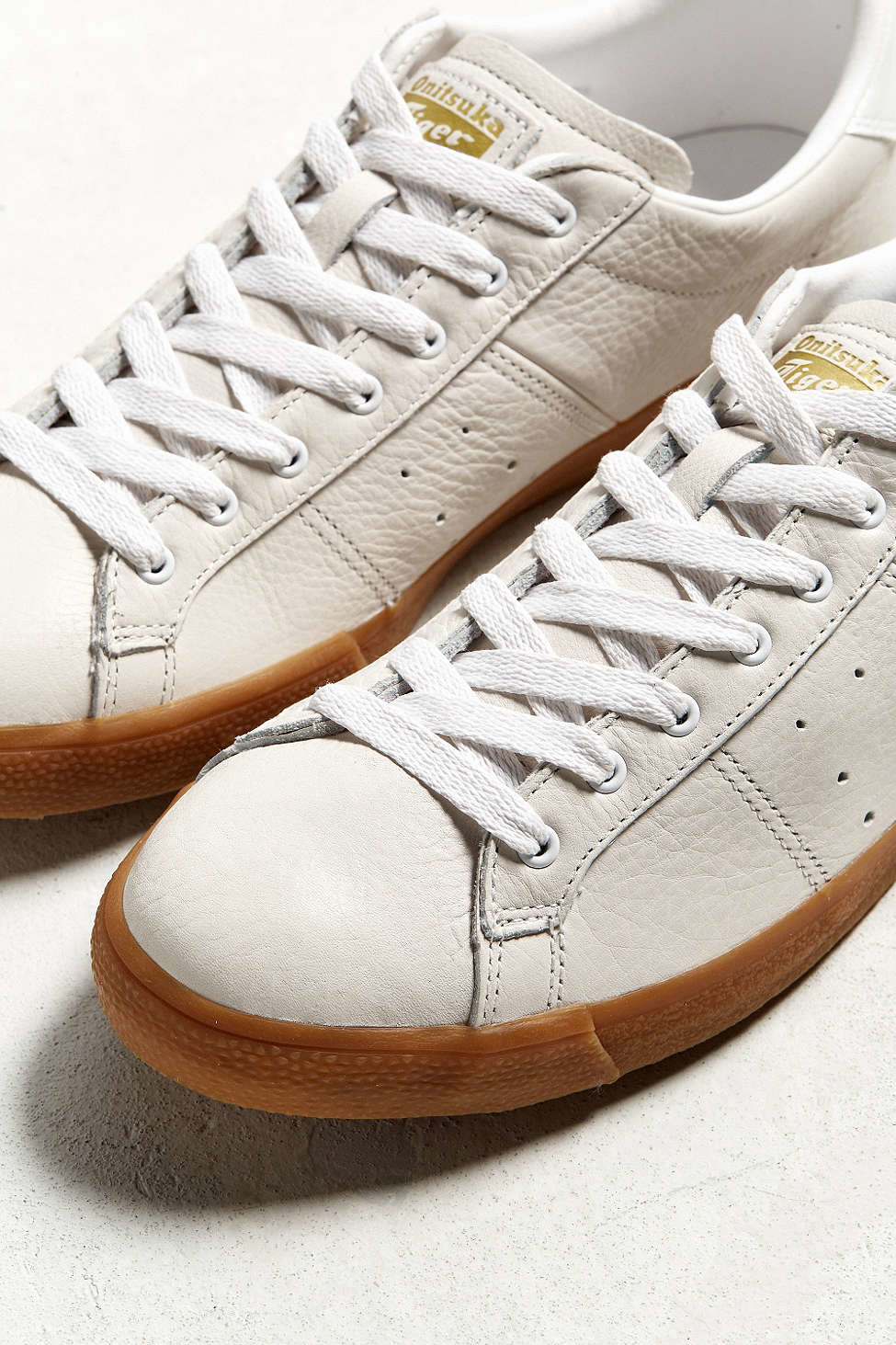 onitsuka tiger lawnship white